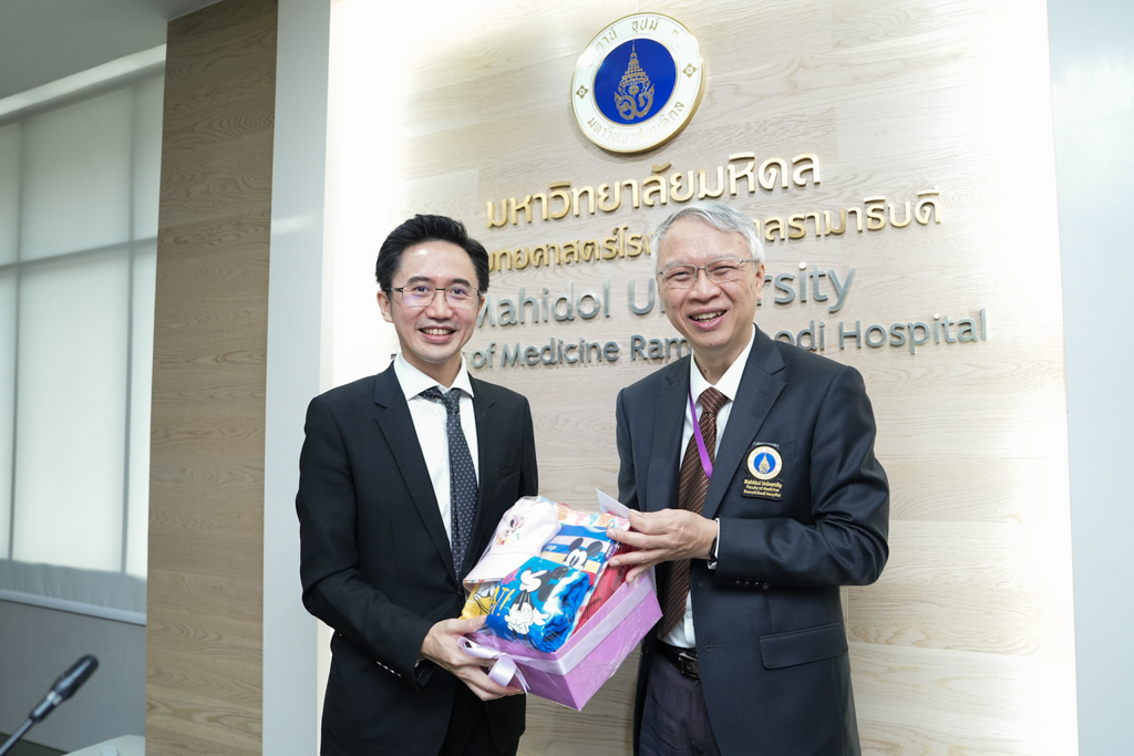 บรรยายพิเศษ หัวข้อ "วิธีการพัฒนางานวิจัยไปสู่งานเชิงธุรกิจและแนวทางแก้ไขประเด็น COI" บรรยายพิเศษ หัวข้อ "วิธีการพัฒนางานวิจัยไปสู่งานเชิงธุรกิจและแนวทางแก้ไขประเด็น COI"