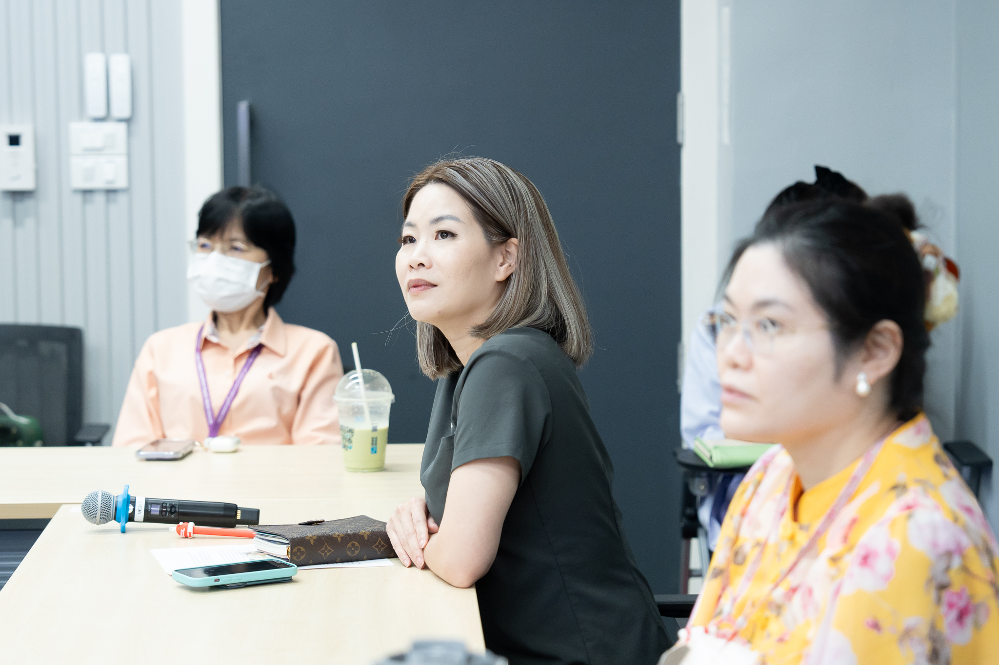 งานบรรยายพิเศษ หัวข้อ UPDATE IN THE PROGRESS OF MANAGEMENT OF STRESS URINARY INCONTINENCE
