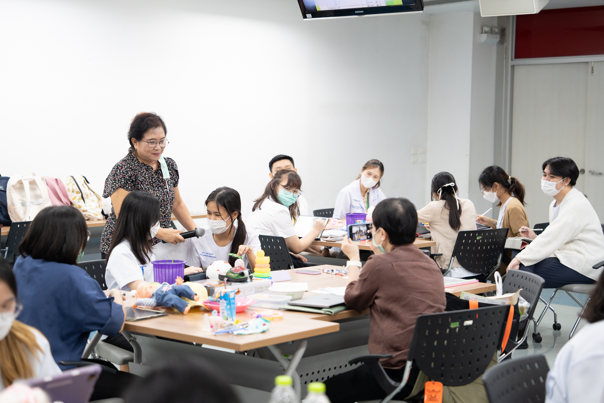 โครงการอบรมความรู้เชิงปฏิบัติการ เรื่อง "แบบทดสอบความเข้าใจและการใช้ภาษาในเด็ก 0 ถึง 4 ปี ในประเทศไทย”