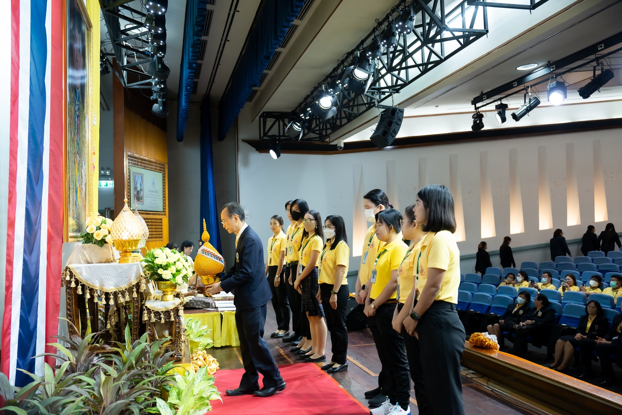 พิธีถวายพระพรพระบาทสมเด็จพระเจ้าอยู่หัวฯ เนื่องในวโรกาสวันเฉลิมพระชนมพรรษา พิธีถวายพระพรพระบาทสมเด็จพระเจ้าอยู่หัวฯ เนื่องในวโรกาสวันเฉลิมพระชนมพรรษา