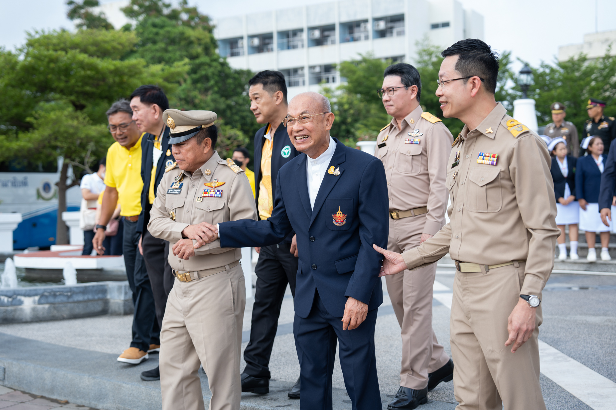 โครงการ “ราษฎรสุขใจ พลานามัยสมบูรณ์ แพทย์พระราชทาน” โดยสํานักงานทรัพย์สินพระมหากษัตริย์ ร่วมกับ คณะแพทยศาสตร์โรงพยาบาลรามาธิบดี มหาวิทยาลัยมหิดล และหน่วยงานภาคี ณ โรงพยาบาลพระจอมเกล้า จังหวัดเพชรบุรี โครงการ “ราษฎรสุขใจ พลานามัยสมบูรณ์ แพทย์พระราชทาน” โดยสํานักงานทรัพย์สินพระมหากษัตริย์ ร่วมกับ คณะแพทยศาสตร์โรงพยาบาลรามาธิบดี มหาวิทยาลัยมหิดล และหน่วยงานภาคี ณ โรงพยาบาลพระจอมเกล้า จังหวัดเพชรบุรี