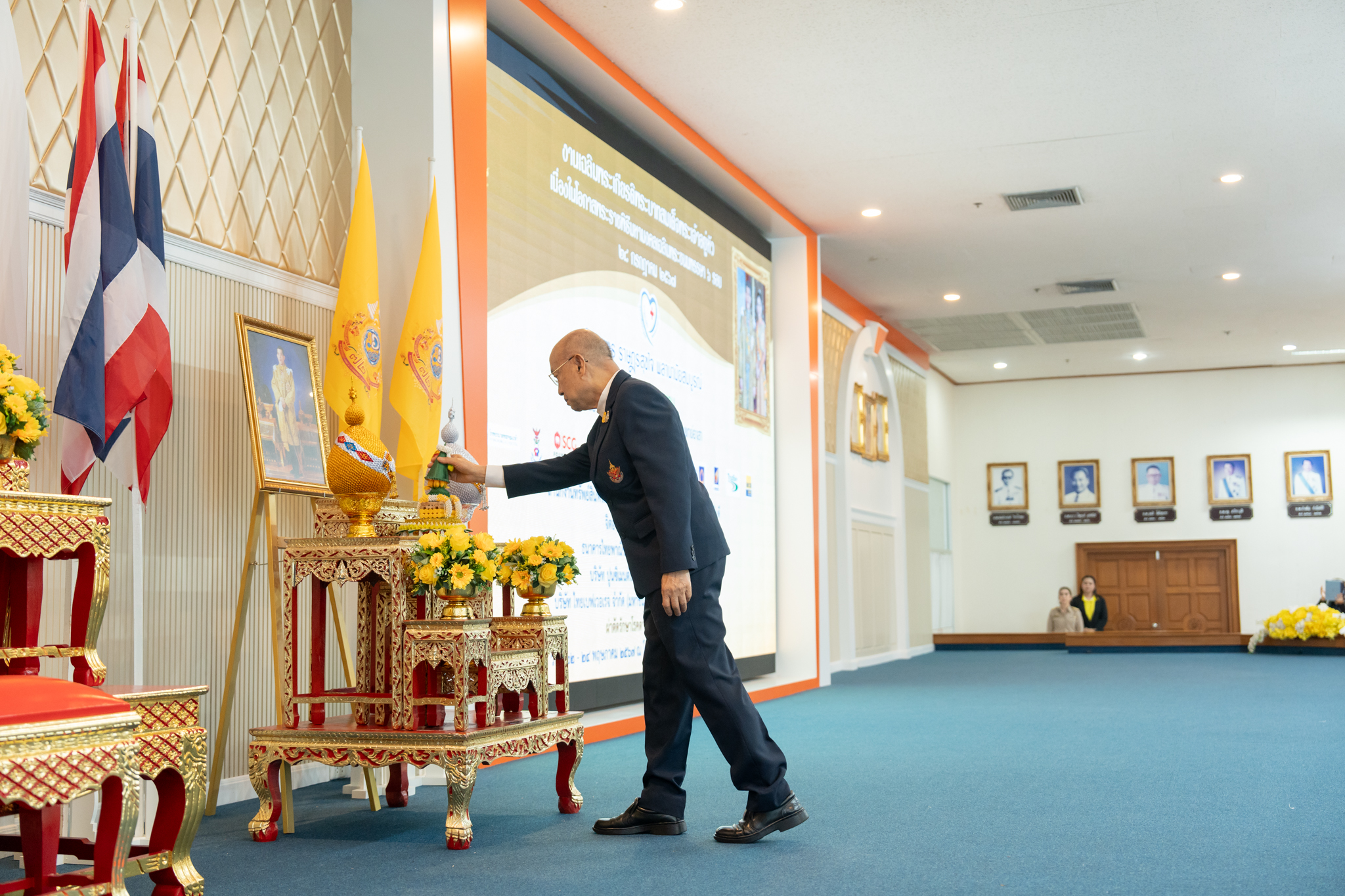 โครงการ “ราษฎรสุขใจ พลานามัยสมบูรณ์ แพทย์พระราชทาน” โดยสํานักงานทรัพย์สินพระมหากษัตริย์ ร่วมกับ คณะแพทยศาสตร์โรงพยาบาลรามาธิบดี มหาวิทยาลัยมหิดล และหน่วยงานภาคี ณ โรงพยาบาลพระจอมเกล้า จังหวัดเพชรบุรี โครงการ “ราษฎรสุขใจ พลานามัยสมบูรณ์ แพทย์พระราชทาน” โดยสํานักงานทรัพย์สินพระมหากษัตริย์ ร่วมกับ คณะแพทยศาสตร์โรงพยาบาลรามาธิบดี มหาวิทยาลัยมหิดล และหน่วยงานภาคี ณ โรงพยาบาลพระจอมเกล้า จังหวัดเพชรบุรี