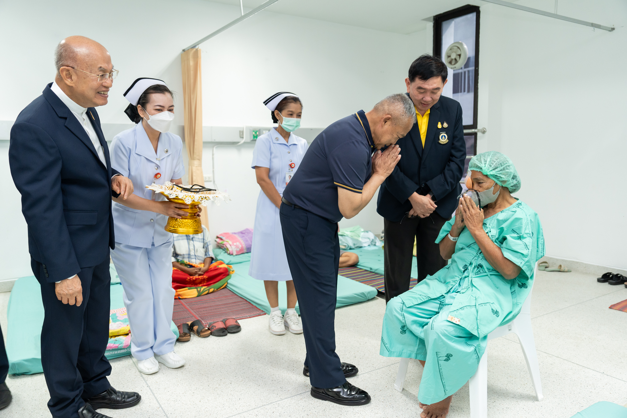 โครงการ “ราษฎรสุขใจ พลานามัยสมบูรณ์ แพทย์พระราชทาน” โดยสํานักงานทรัพย์สินพระมหากษัตริย์ ร่วมกับ คณะแพทยศาสตร์โรงพยาบาลรามาธิบดี มหาวิทยาลัยมหิดล และหน่วยงานภาคี ณ โรงพยาบาลพระจอมเกล้า จังหวัดเพชรบุรี โครงการ “ราษฎรสุขใจ พลานามัยสมบูรณ์ แพทย์พระราชทาน” โดยสํานักงานทรัพย์สินพระมหากษัตริย์ ร่วมกับ คณะแพทยศาสตร์โรงพยาบาลรามาธิบดี มหาวิทยาลัยมหิดล และหน่วยงานภาคี ณ โรงพยาบาลพระจอมเกล้า จังหวัดเพชรบุรี