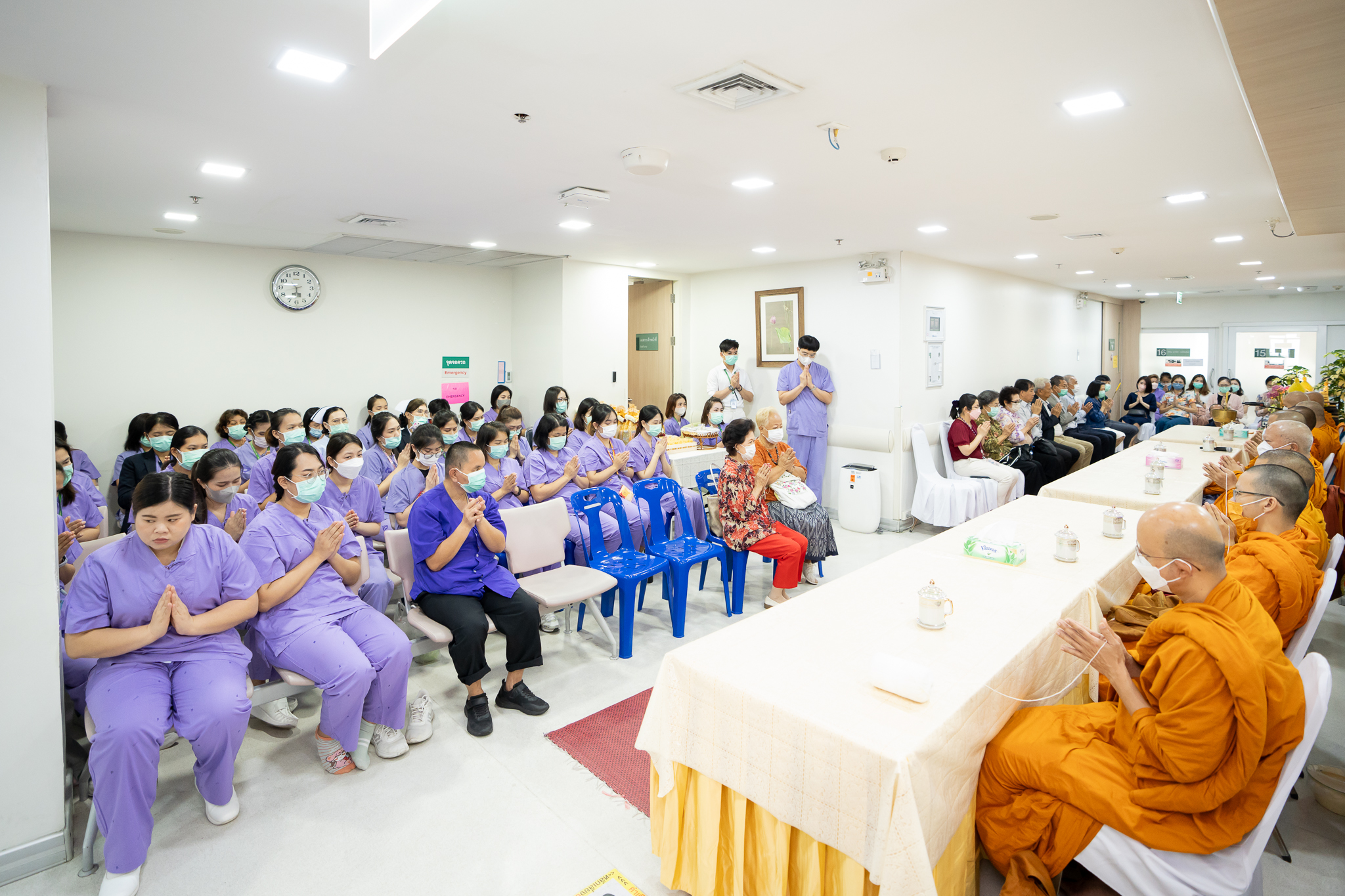 งานทันตกรรม คณะแพทยศาสตร์โรงพยาบาลรามาธิบดี มหาวิทยาลัยมหิดล จัดพิธีกราบสักการะศาลกรมหลวงชุมพรเขตอุดมศักดิ์ และทำบุญพระสงฆ์ งานทันตกรรม คณะแพทยศาสตร์โรงพยาบาลรามาธิบดี มหาวิทยาลัยมหิดล จัดพิธีกราบสักการะศาลกรมหลวงชุมพรเขตอุดมศักดิ์ และทำบุญพระสงฆ์