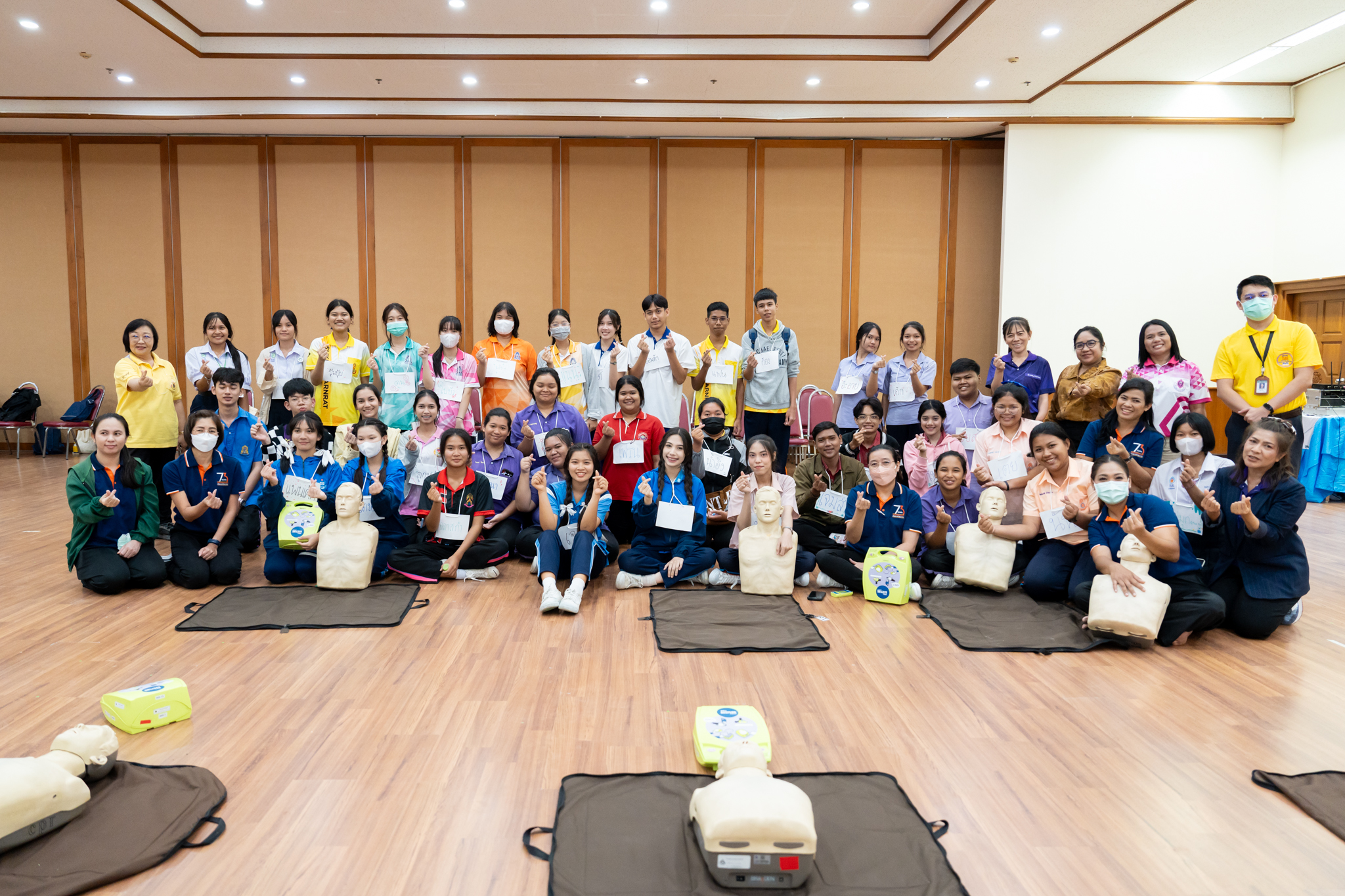 โครงการอบรมเชิงปฏิบัติการ “เด็กไทย ใฝ่ดี” ณ โรงพยาบาลพระจอมเกล้า จังหวัดเพชรบุรี โครงการอบรมเชิงปฏิบัติการ “เด็กไทย ใฝ่ดี” ณ โรงพยาบาลพระจอมเกล้า จังหวัดเพชรบุรี