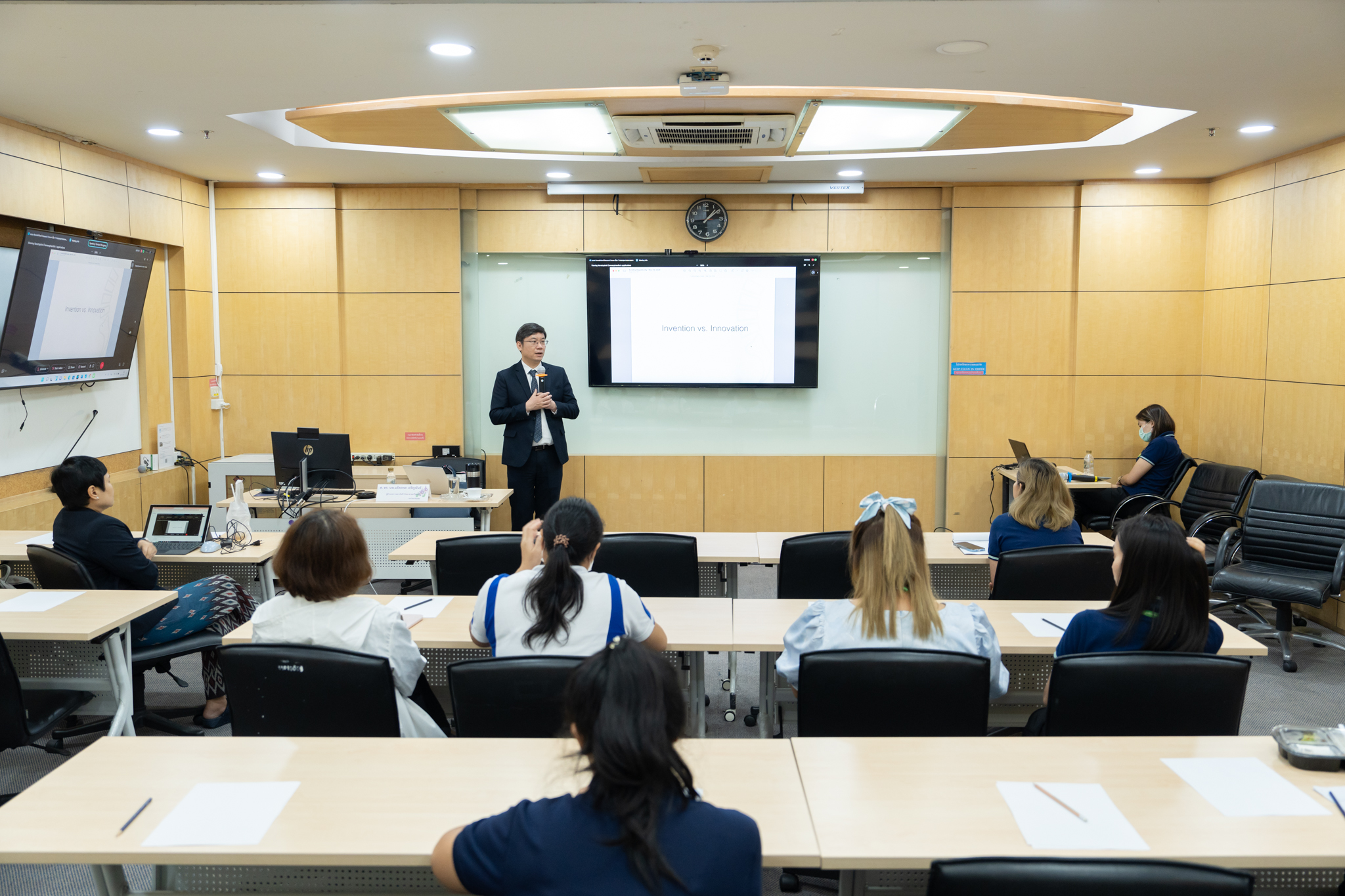 สำนักงานวิจัย วิชาการและนวัตกรรม จัดอบรม เรื่อง “แหล่งทุนวิจัยภายนอกคณะฯ” สำนักงานวิจัย วิชาการและนวัตกรรม จัดอบรม เรื่อง “แหล่งทุนวิจัยภายนอกคณะฯ”