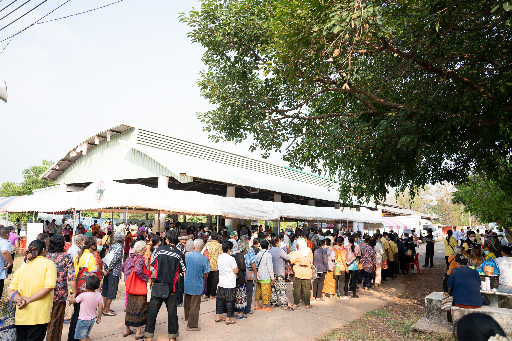 คณะแพทยศาสตร์โรงพยาบาลรามาธิบดี มหาวิทยาลัยมหิดล ร่วมกับ สำนักงานองคมนตรี ออกหน่วยแพทย์เคลื่อนที่ ในโครงการ “สืบสานพระราชปณิธาน” ณ จังหวัดหนองบัวลำภู คณะแพทยศาสตร์โรงพยาบาลรามาธิบดี มหาวิทยาลัยมหิดล ร่วมกับ สำนักงานองคมนตรี ออกหน่วยแพทย์เคลื่อนที่ ในโครงการ “สืบสานพระราชปณิธาน” ณ จังหวัดหนองบัวลำภู