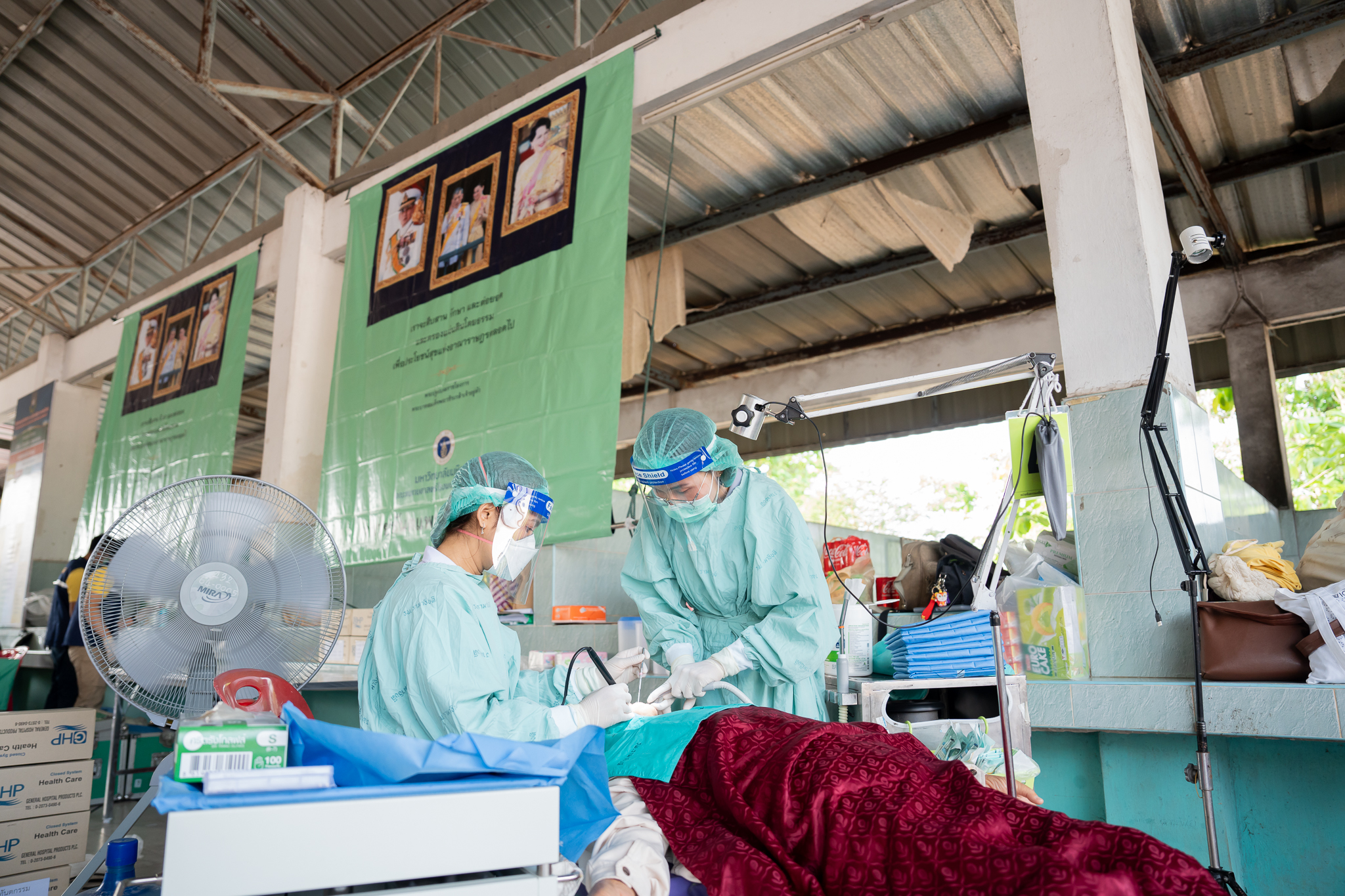 คณะแพทยศาสตร์โรงพยาบาลรามาธิบดี มหาวิทยาลัยมหิดล ร่วมกับ สำนักงานองคมนตรี ออกหน่วยแพทย์เคลื่อนที่ ในโครงการ “สืบสานพระราชปณิธาน” ณ จังหวัดหนองบัวลำภู คณะแพทยศาสตร์โรงพยาบาลรามาธิบดี มหาวิทยาลัยมหิดล ร่วมกับ สำนักงานองคมนตรี ออกหน่วยแพทย์เคลื่อนที่ ในโครงการ “สืบสานพระราชปณิธาน” ณ จังหวัดหนองบัวลำภู
