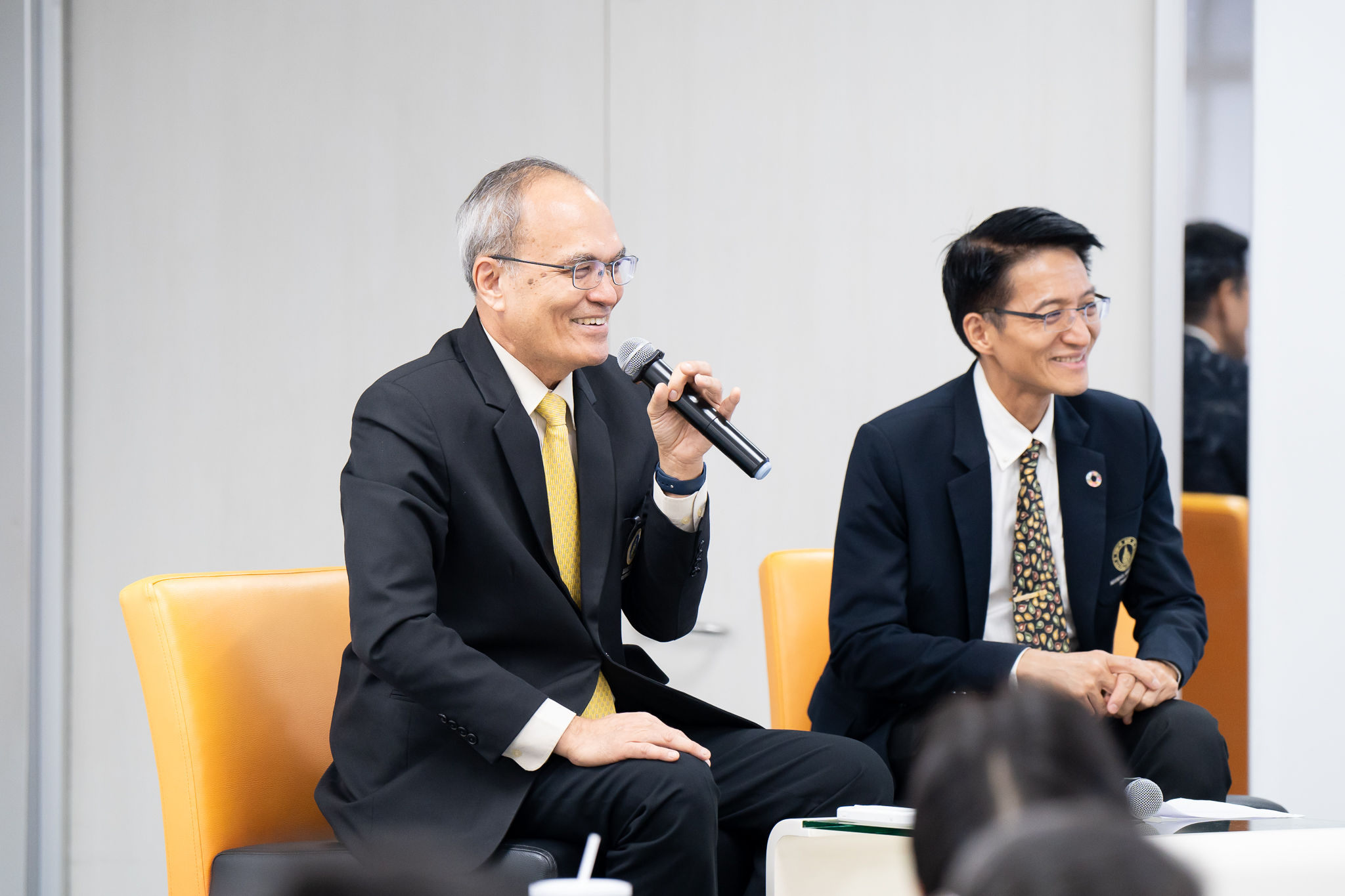 งาน “Exclusive Talk” พูดคุยกับอนุกรรมการฯ พิจารณาตำแหน่งทางวิชาการ ในหัวข้อ  เสนอขอตำแหน่งทางวิชาการอย่างไร...ให้ประสบผลสำเร็จ