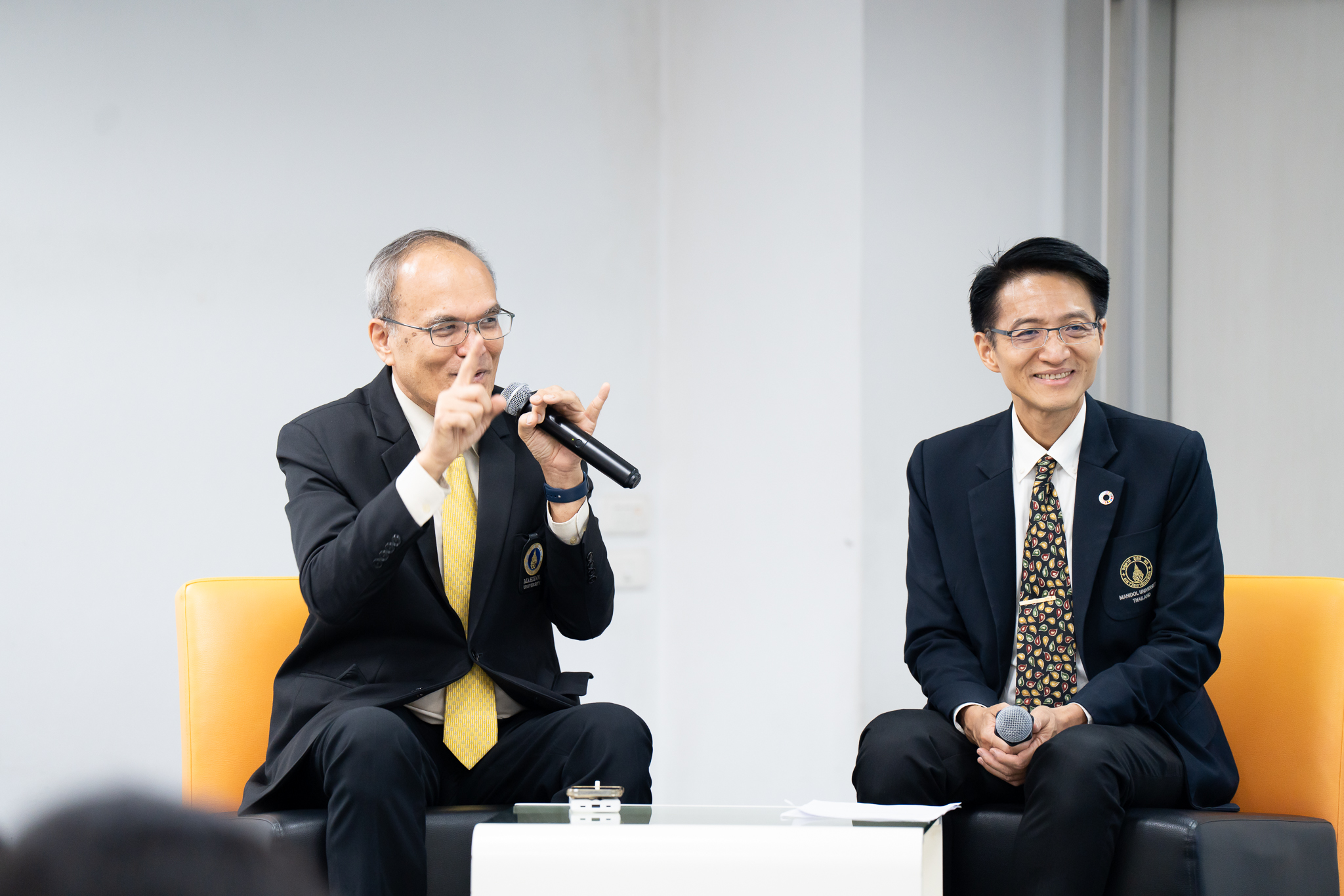 งาน “Exclusive Talk” พูดคุยกับอนุกรรมการฯ พิจารณาตำแหน่งทางวิชาการ ในหัวข้อ  เสนอขอตำแหน่งทางวิชาการอย่างไร...ให้ประสบผลสำเร็จ