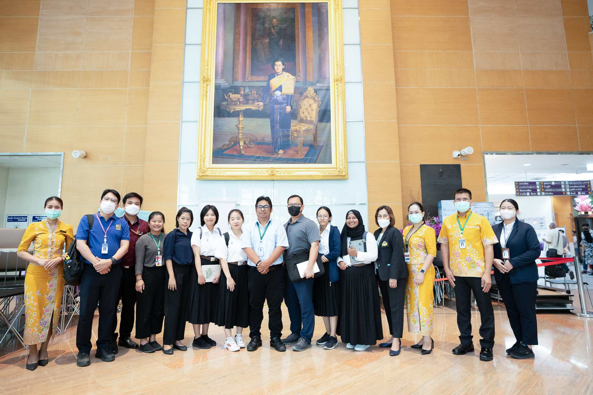 นักศึกษาสถาบันราชสุดา เข้าศึกษาดูงาน เยี่ยมชมการดำเนินงานและการเข้าใช้บริการที่อาคารสมเด็จพระเทพรัตน์ นักศึกษาสถาบันราชสุดา เข้าศึกษาดูงาน เยี่ยมชมการดำเนินงานและการเข้าใช้บริการที่อาคารสมเด็จพระเทพรัตน์