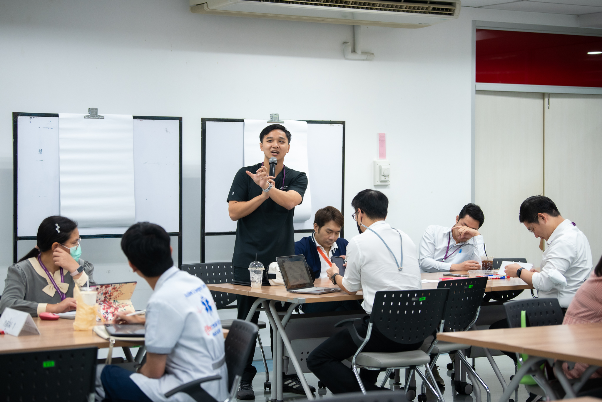 โครงการพัฒนาผู้บริหารรายวิชา หัวข้อ “ความท้าทายในการจัดการเรียนการสอนในหลักสูตรปัจจุบัน การจัดการเรียนการสอน และการประเมินตามแนวทางของ Outcome-based Education” โครงการพัฒนาผู้บริหารรายวิชา หัวข้อ “ความท้าทายในการจัดการเรียนการสอนในหลักสูตรปัจจุบัน การจัดการเรียนการสอน และการประเมินตามแนวทางของ Outcome-based Education”