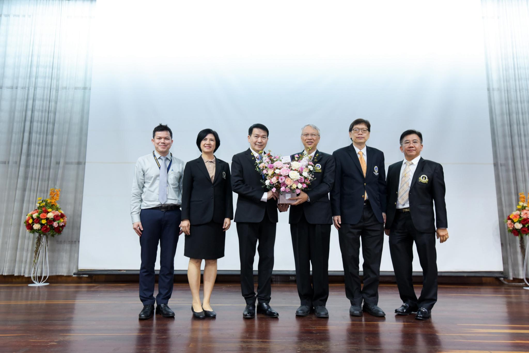 การแสดงวิสัยทัศน์ และแนวทางการบริหารมหาวิทยาลัยมหิดล การแสดงวิสัยทัศน์ และแนวทางการบริหารมหาวิทยาลัยมหิดล