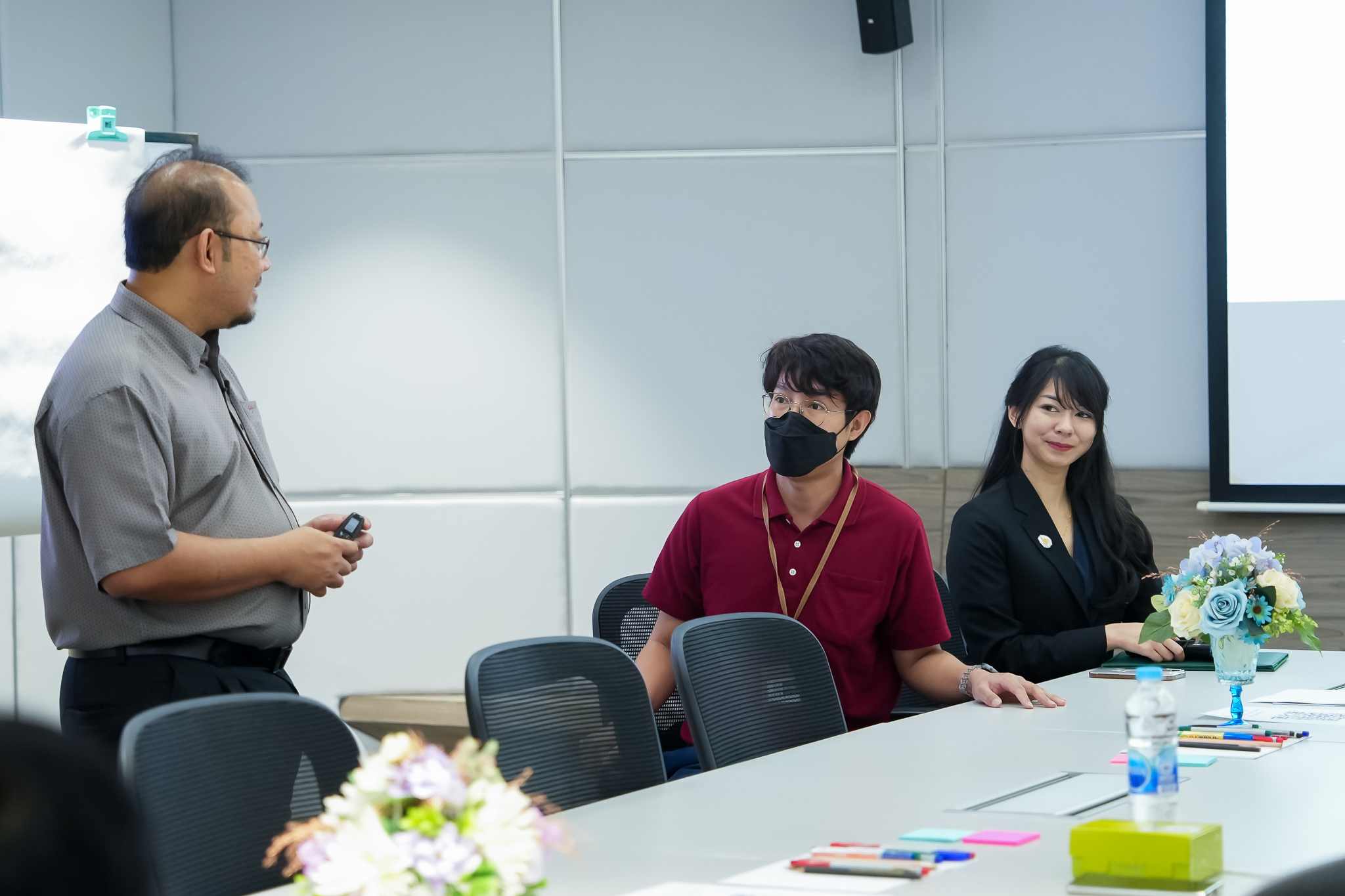 การอบรมเชิงปฏิบัติการ หัวข้อ Workshops on survey research และ Workshop on resilience and well-being การอบรมเชิงปฏิบัติการ หัวข้อ Workshops on survey research และ Workshop on resilience and well-being