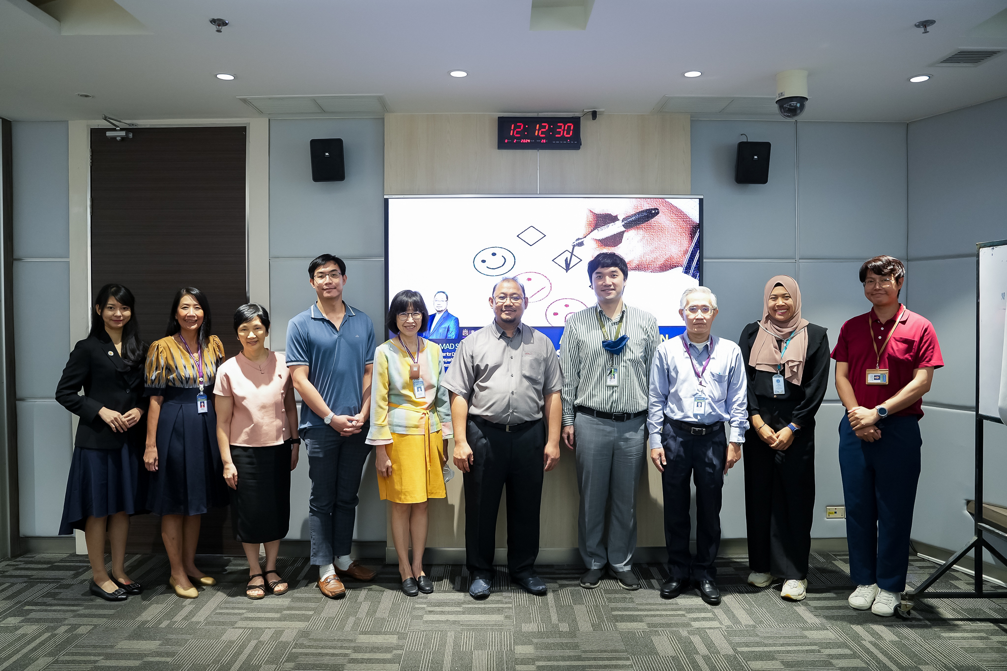 การอบรมเชิงปฏิบัติการ หัวข้อ Workshops on survey research และ Workshop on resilience and well-being การอบรมเชิงปฏิบัติการ หัวข้อ Workshops on survey research และ Workshop on resilience and well-being