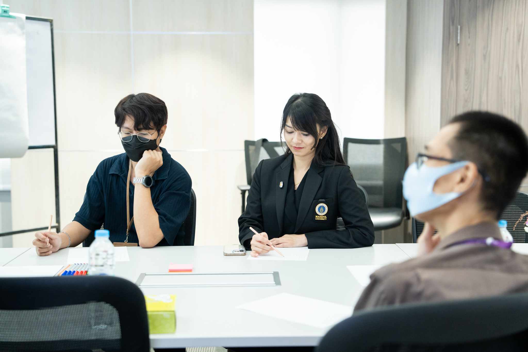 การอบรมเชิงปฏิบัติการ หัวข้อ Workshops on survey research และ Workshop on resilience and well-being การอบรมเชิงปฏิบัติการ หัวข้อ Workshops on survey research และ Workshop on resilience and well-being