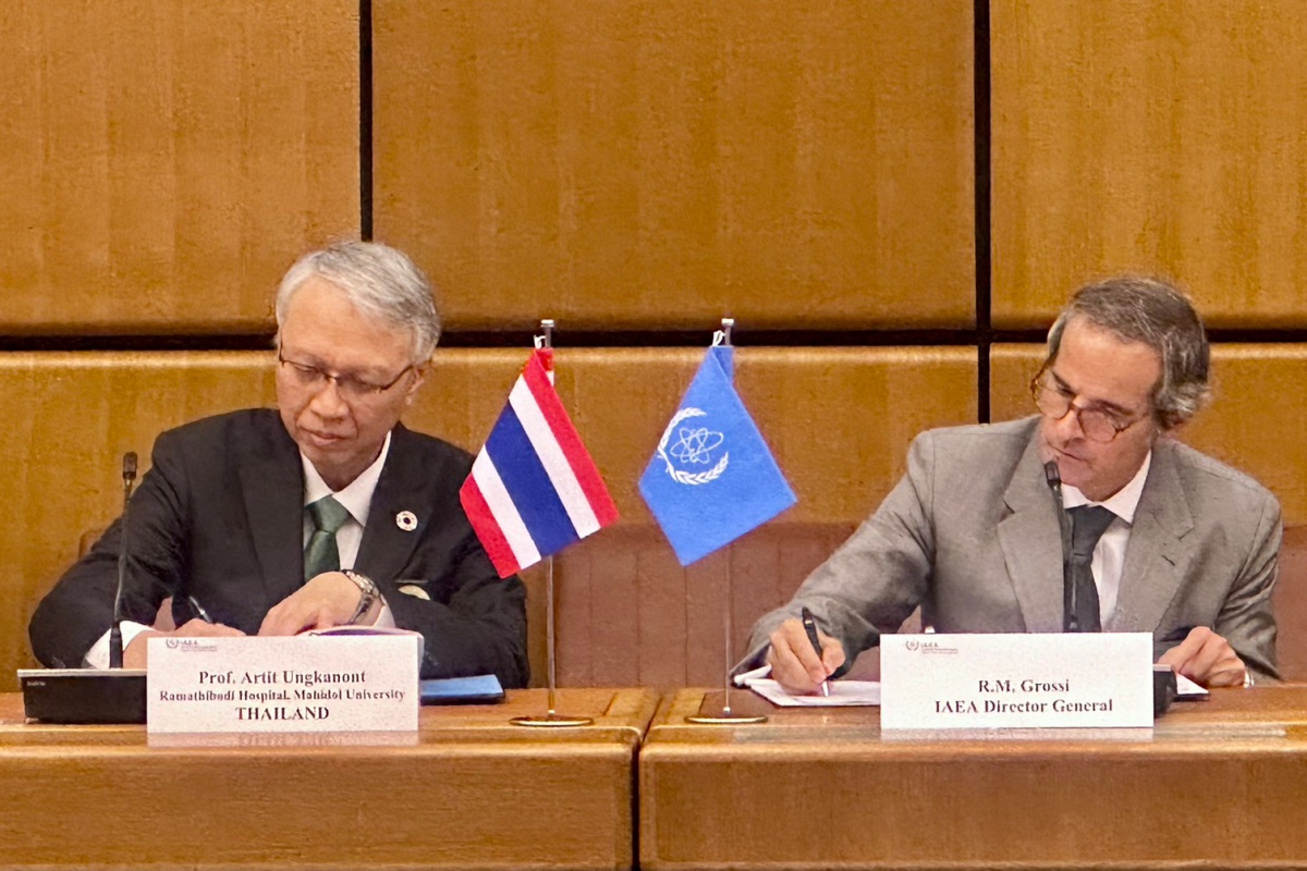 The Agreement Signing Ceremony Appointing Ramathibodi as IAEA Collaborating Centre-Anchor Center The Agreement Signing Ceremony Appointing Ramathibodi as IAEA Collaborating Centre-Anchor Center