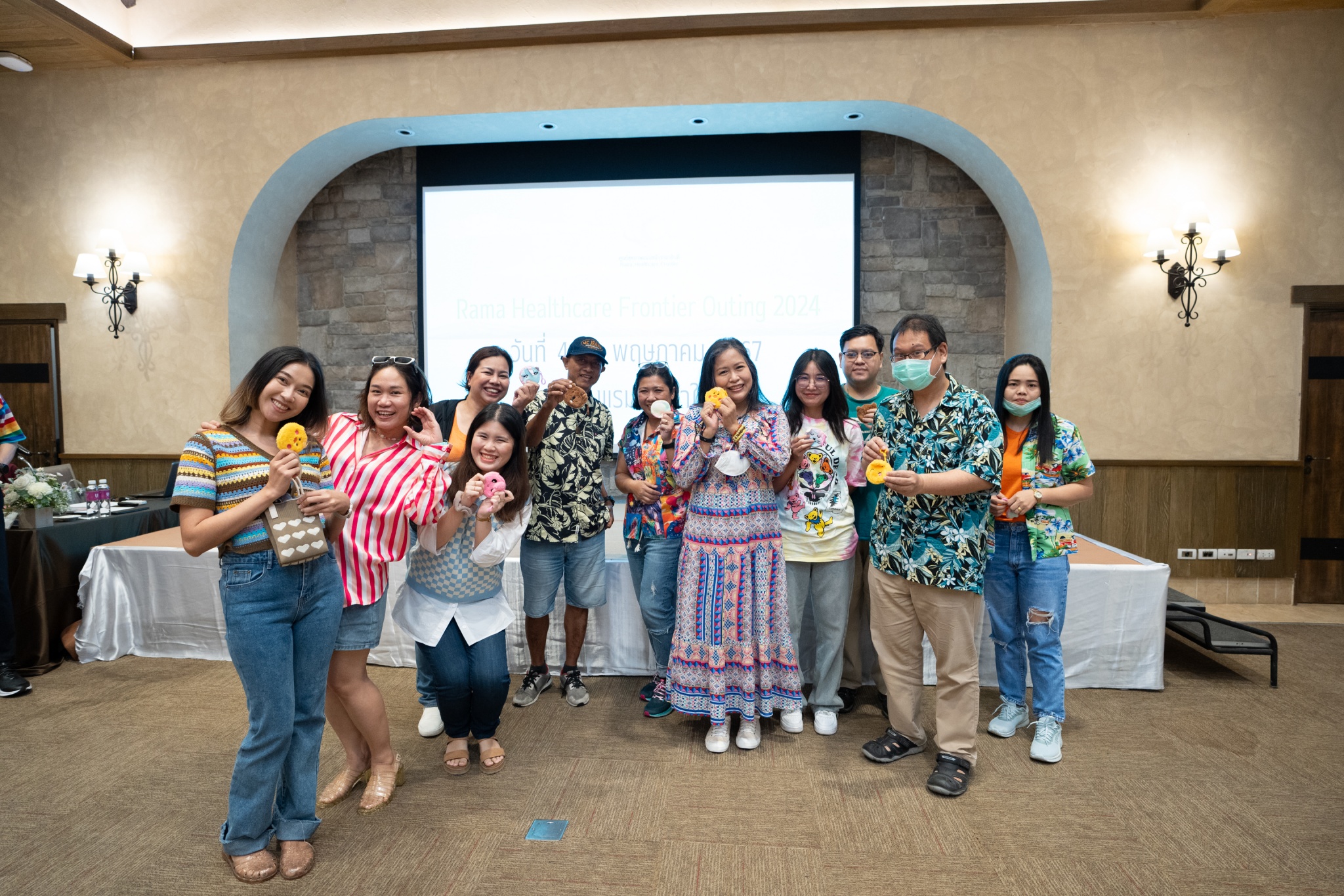 ศูนย์สุขภาพแนวหน้ารามาธิบดี สังกัดกลุ่มศูนย์สนับสนุนพันธกิจ จัดโครงการสัมมนา หัวข้อ “เสริมสร้างเครือข่ายความสัมพันธ์และการพัฒนาทีมงานอย่างสร้างสรรค์” ศูนย์สุขภาพแนวหน้ารามาธิบดี สังกัดกลุ่มศูนย์สนับสนุนพันธกิจ จัดโครงการสัมมนา หัวข้อ “เสริมสร้างเครือข่ายความสัมพันธ์และการพัฒนาทีมงานอย่างสร้างสรรค์”