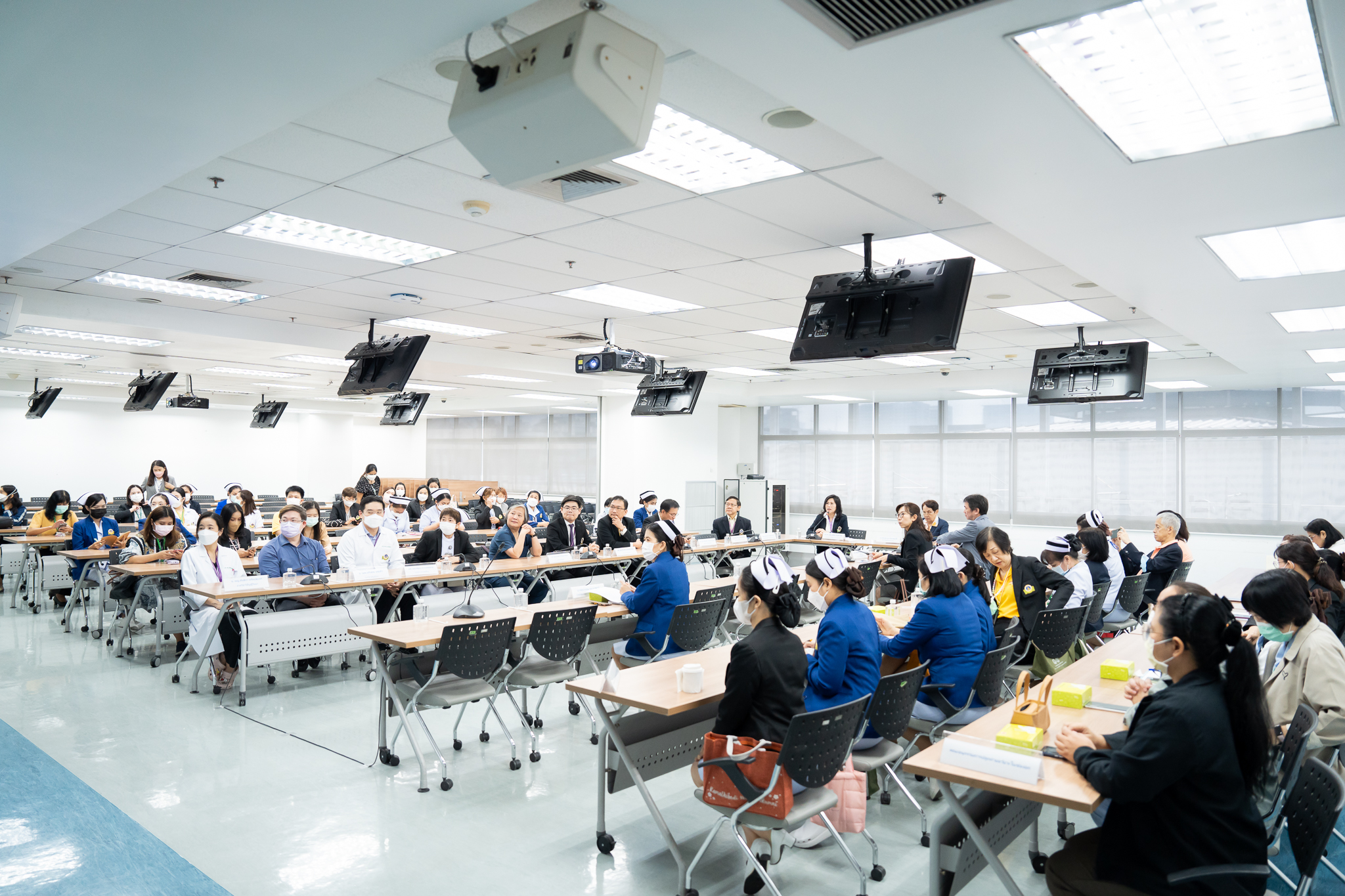 การเยี่ยมสำรวจเพื่อประเมินการรับรองเฉพาะโรค : การปลูกถ่ายอวัยวะในช่องอก (Thoracic Transplantation) การเยี่ยมสำรวจเพื่อประเมินการรับรองเฉพาะโรค : การปลูกถ่ายอวัยวะในช่องอก (Thoracic Transplantation)
