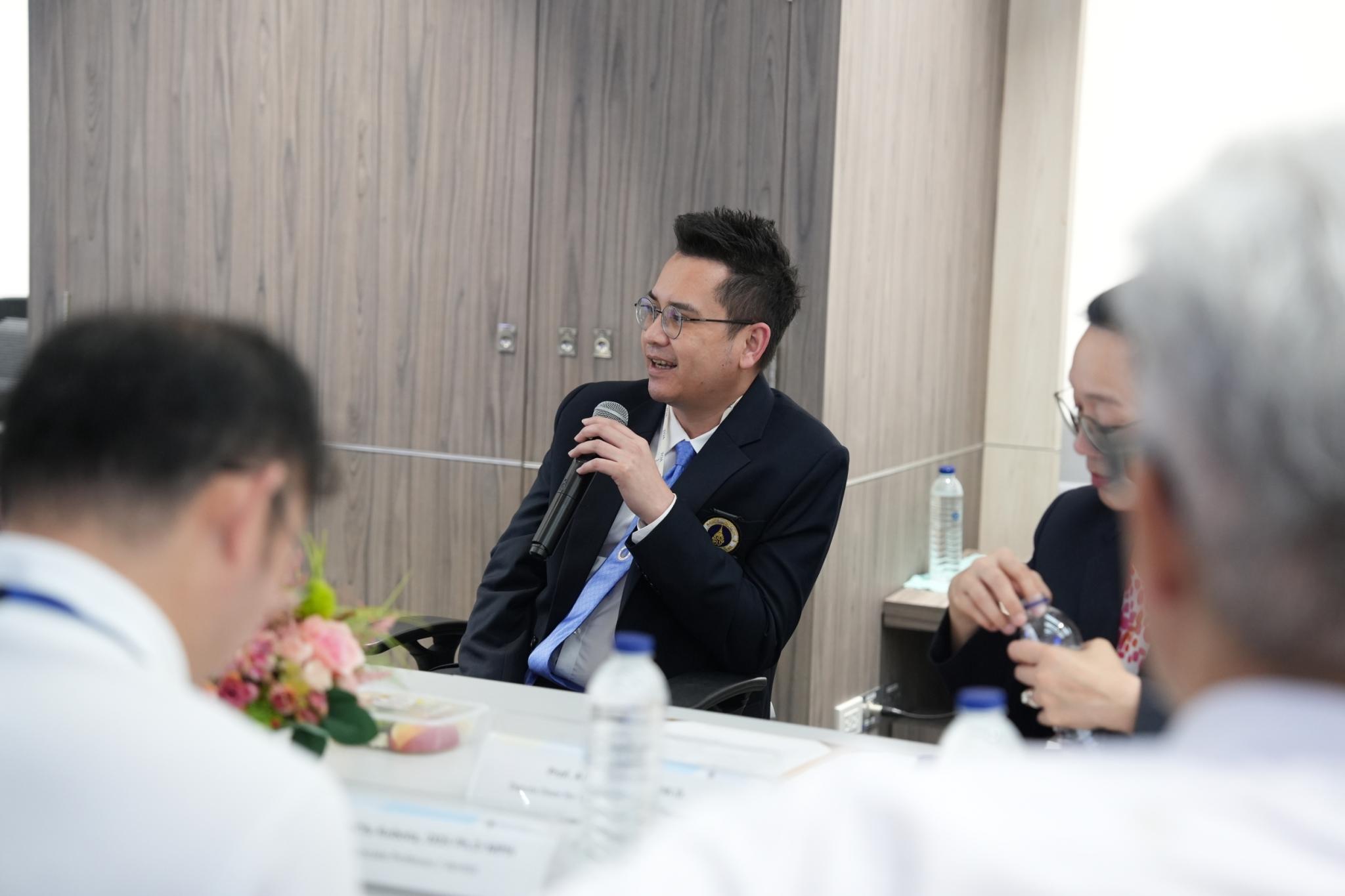 การต้อนรับและหารือความร่วมมือกับ School of Health Innovation, Kanagawa University of Human Services, Japan การต้อนรับและหารือความร่วมมือกับ School of Health Innovation, Kanagawa University of Human Services, Japan