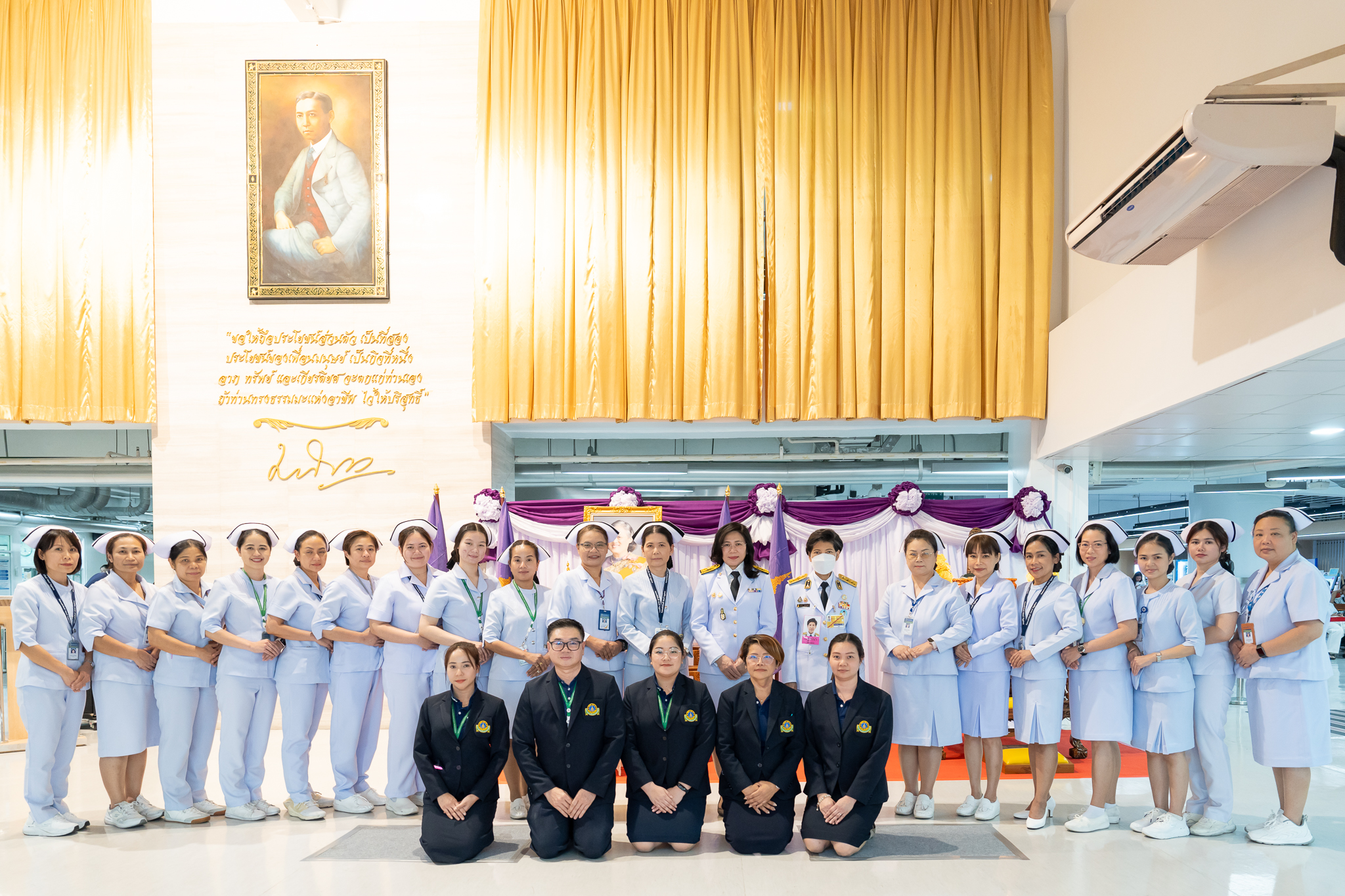 สมเด็จพระกนิษฐาธิราชเจ้า กรมสมเด็จพระเทพรัตนราชสุดา ฯ สยามบรมราชกุมารี ทรงพระกรุณาโปรดเกล้า ฯ พระราชทาน “พระพุทธสิรินธรเทพรัตน์มงคลภูวดลสันติ” แก่ คณะแพทยศาสตร์โรงพยาบาลรามาธิบดี มหาวิทยาลัยมหิดล สมเด็จพระกนิษฐาธิราชเจ้า กรมสมเด็จพระเทพรัตนราชสุดา ฯ สยามบรมราชกุมารี ทรงพระกรุณาโปรดเกล้า ฯ พระราชทาน “พระพุทธสิรินธรเทพรัตน์มงคลภูวดลสันติ” แก่ คณะแพทยศาสตร์โรงพยาบาลรามาธิบดี มหาวิทยาลัยมหิดล