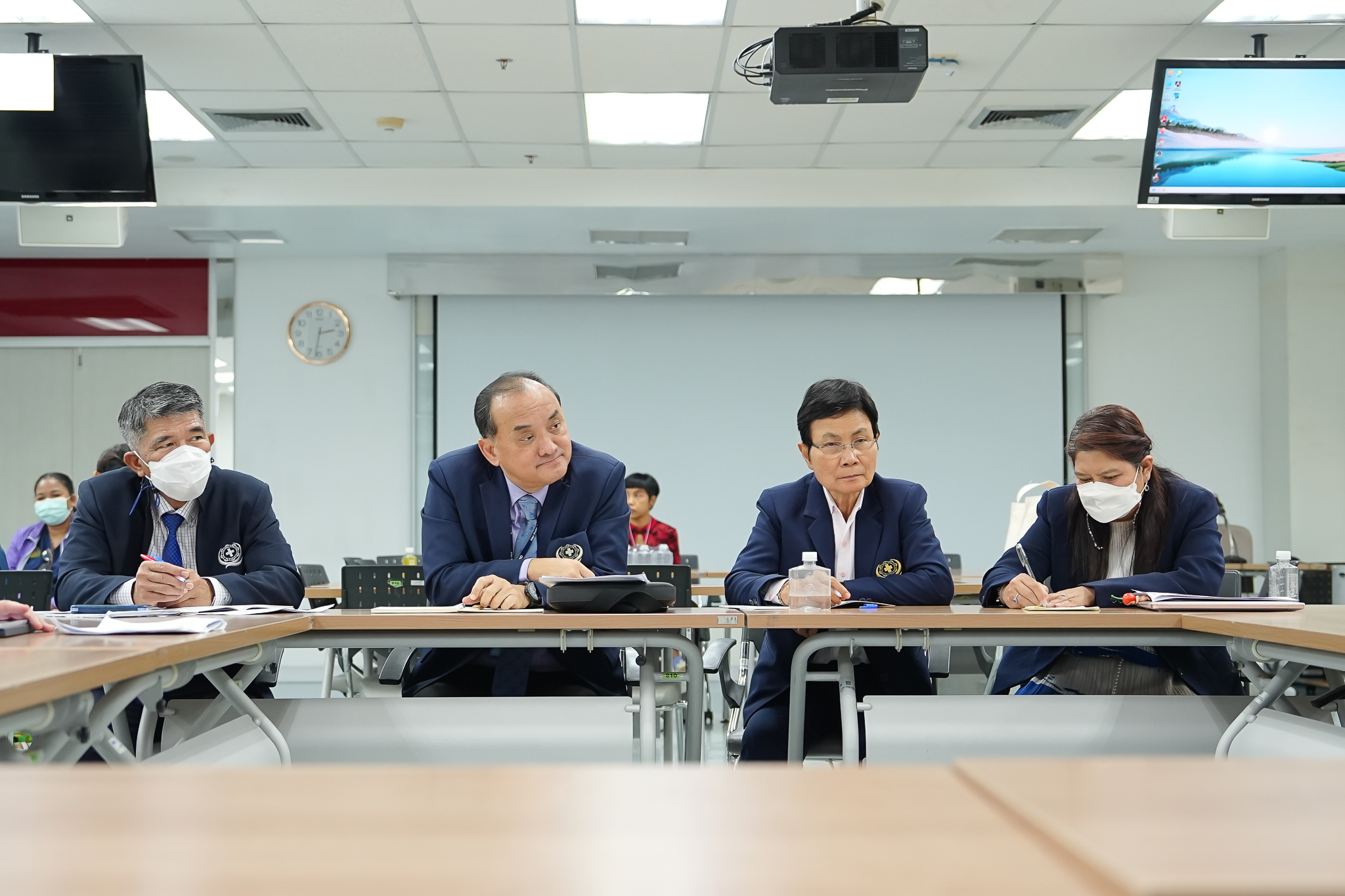 คณะฯ รับการฝึกเยี่ยมสำรวจระบบการทำงานในสถานพยาบาลด้วยมิติจิตวิญญาณ SHA (Spiritual Care Guideline for Healthcare in Action) คณะฯ รับการฝึกเยี่ยมสำรวจระบบการทำงานในสถานพยาบาลด้วยมิติจิตวิญญาณ SHA (Spiritual Care Guideline for Healthcare in Action)