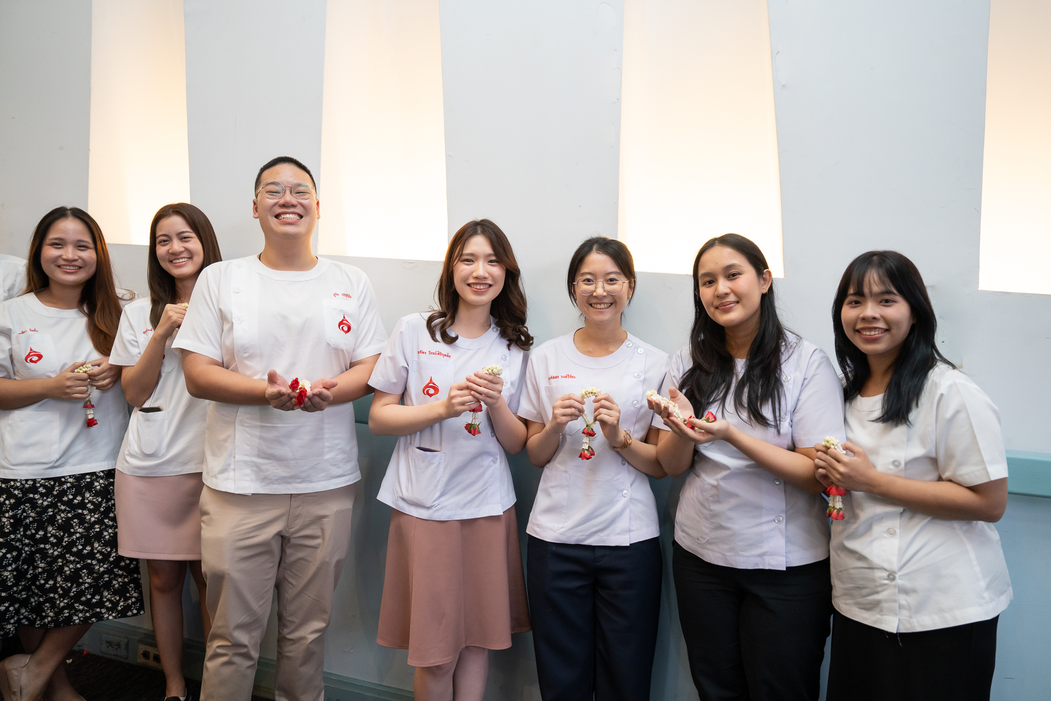 งานปัจฉิมนิเทศนักศึกษาแพทย์ชั้นปีที่ 6 ประจำปี 2568 และพิธีแสดงกตเวทิตาจิตแด่อาจารย์ของนักศึกษาแพทย์ชั้นปีที่ 6 (แพทย์รามาธิบดี รุ่นที่ 55) งานปัจฉิมนิเทศนักศึกษาแพทย์ชั้นปีที่ 6 ประจำปี 2568 และพิธีแสดงกตเวทิตาจิตแด่อาจารย์ของนักศึกษาแพทย์ชั้นปีที่ 6 (แพทย์รามาธิบดี รุ่นที่ 55)