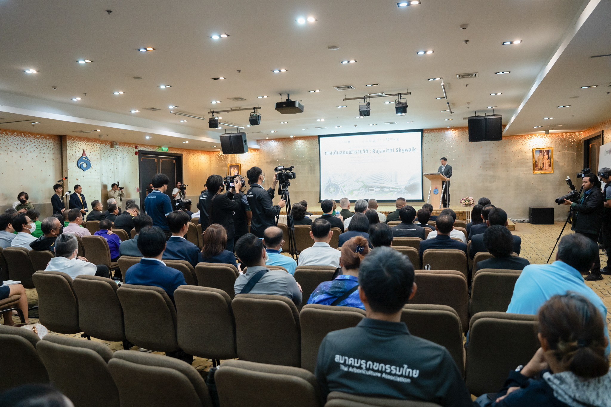 รามาฯ ร่วมแถลงข่าวเปิดตัวความร่วมมือโครงการทางเดินลอยฟ้าราชวิถี : Rajavithi Skywalk รามาฯ ร่วมแถลงข่าวเปิดตัวความร่วมมือโครงการทางเดินลอยฟ้าราชวิถี : Rajavithi Skywalk
