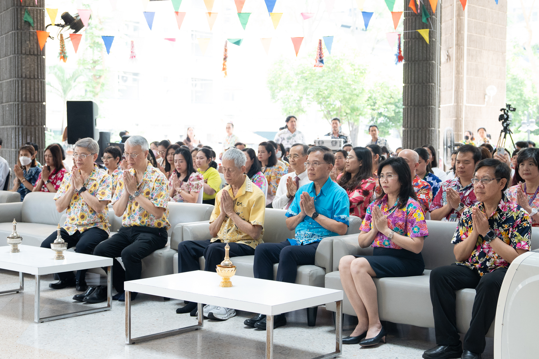 พิธีทำบุญครบรอบ 60 ปี คณะแพทยศาสตร์โรงพยาบาลรามาธิบดี มหาวิทยาลัยมหิดล พิธีทำบุญครบรอบ 60 ปี คณะแพทยศาสตร์โรงพยาบาลรามาธิบดี มหาวิทยาลัยมหิดล