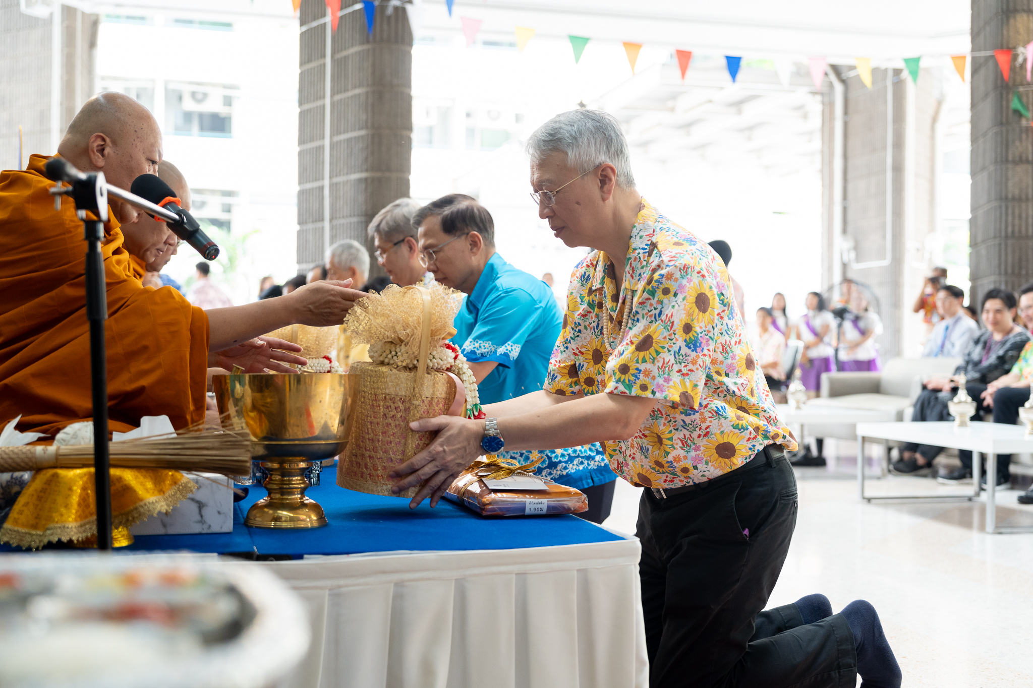 พิธีทำบุญครบรอบ 60 ปี คณะแพทยศาสตร์โรงพยาบาลรามาธิบดี มหาวิทยาลัยมหิดล พิธีทำบุญครบรอบ 60 ปี คณะแพทยศาสตร์โรงพยาบาลรามาธิบดี มหาวิทยาลัยมหิดล