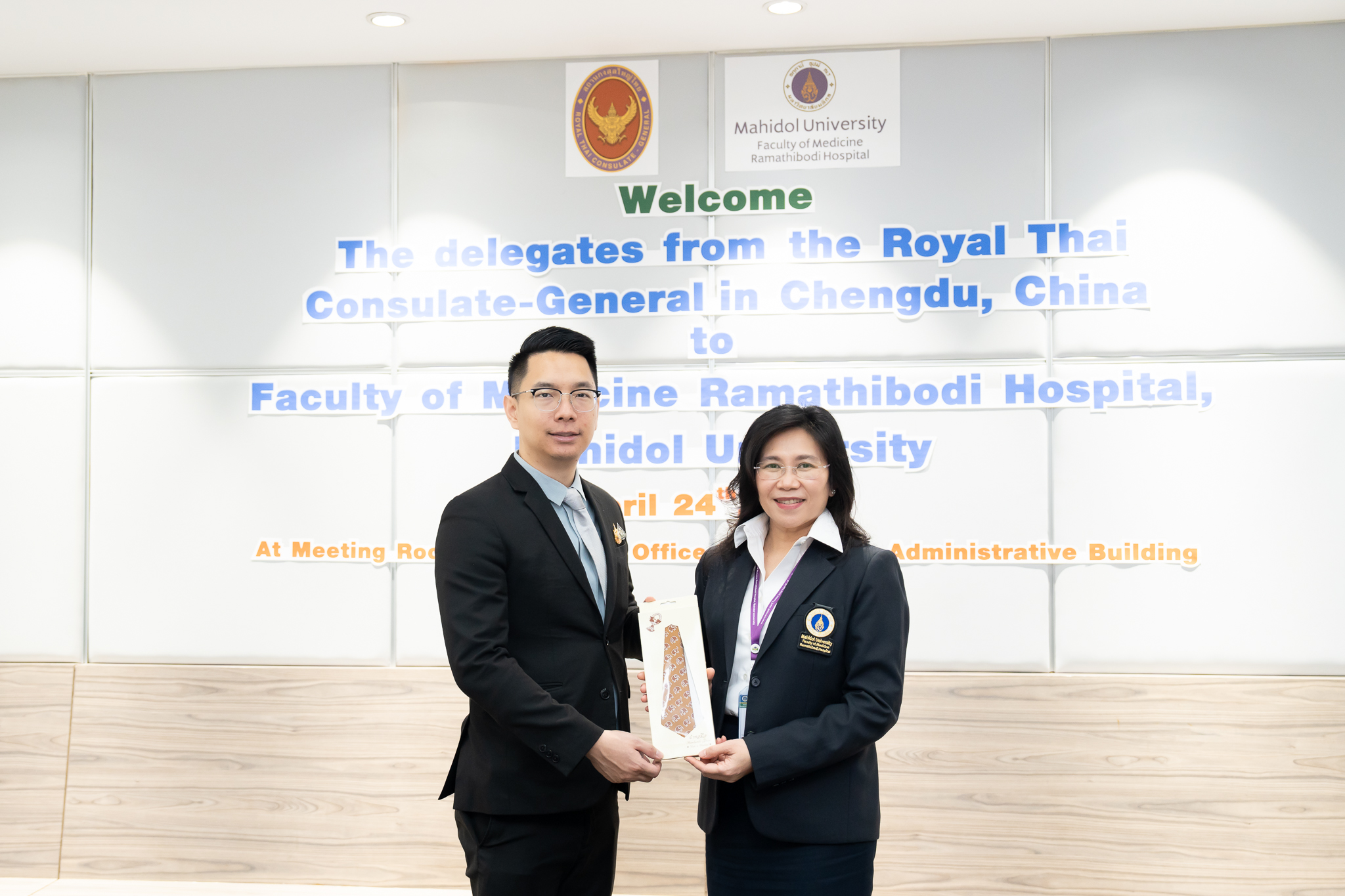 The Visit of Royal Thai Consulate-General in Chengdu, China The Visit of Royal Thai Consulate-General in Chengdu, China