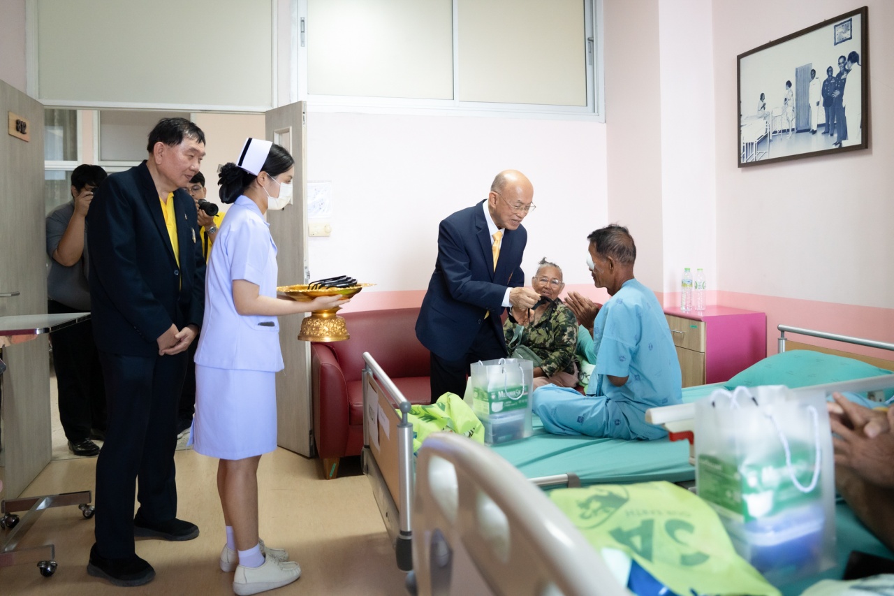 โครงการ “ราษฎรสุขใจ พลานามัยสมบูรณ์ แพทย์พระราชทาน” ณ โรงพยาบาลราชบุรี และเรือนจำกลางราชบุรี จังหวัดราชบุรี โครงการ “ราษฎรสุขใจ พลานามัยสมบูรณ์ แพทย์พระราชทาน” ณ โรงพยาบาลราชบุรี และเรือนจำกลางราชบุรี จังหวัดราชบุรี