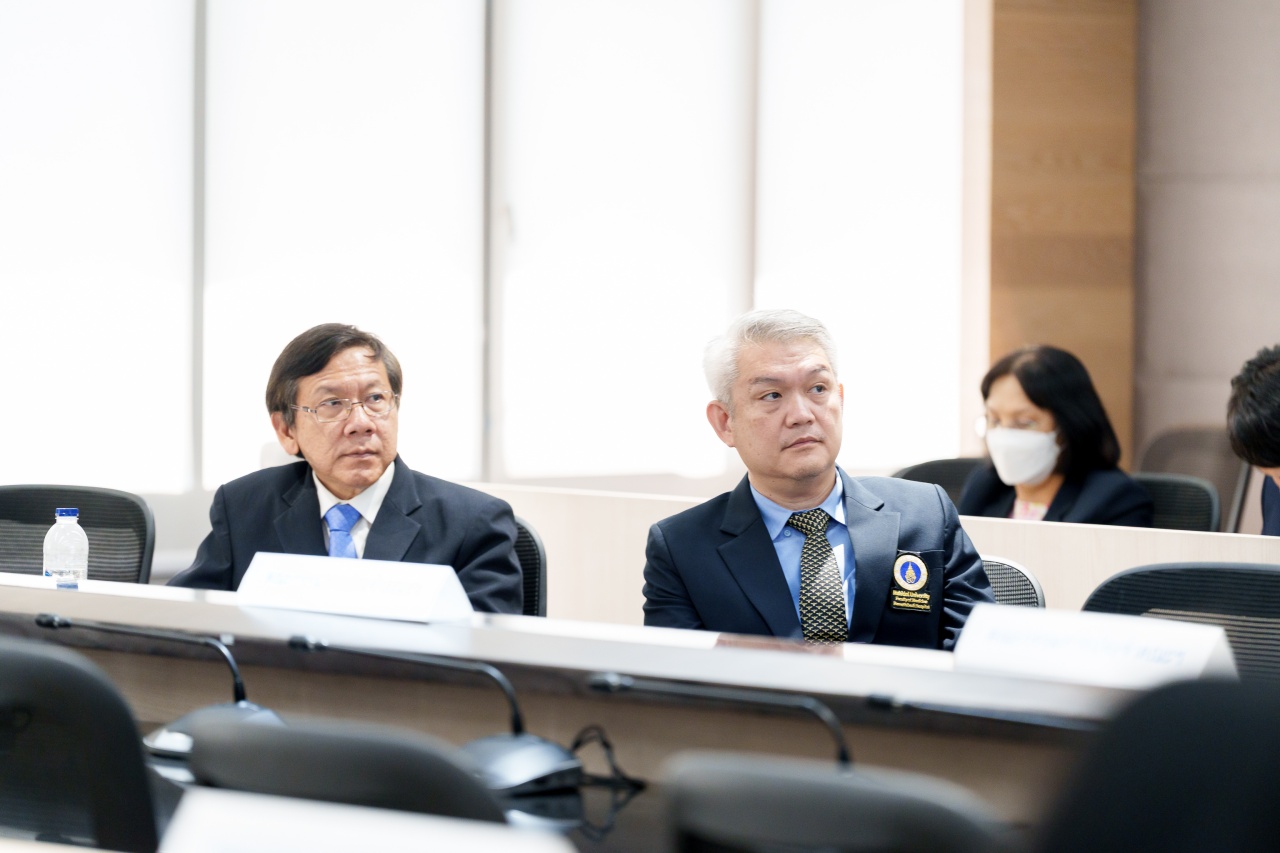 คณะเเพทยศาสตร์โรงพยาบาลรามาธิบดี มหาวิทยาลัยมหิดล รับการตรวจประเมินคุณภาพตามเกณฑ์คุณภาพการศึกษาเพื่อการดำเนินการที่เป็นเลิศ (EdPEx) ประจำปี 2568 คณะเเพทยศาสตร์โรงพยาบาลรามาธิบดี มหาวิทยาลัยมหิดล รับการตรวจประเมินคุณภาพตามเกณฑ์คุณภาพการศึกษาเพื่อการดำเนินการที่เป็นเลิศ (EdPEx) ประจำปี 2568