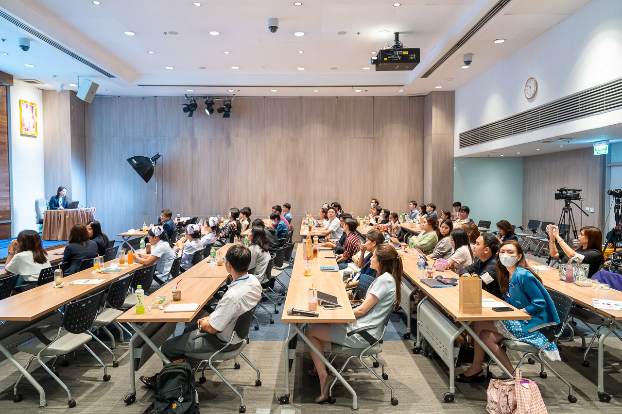 ประชุมเชิงปฏิบัติการ เรื่อง “การฉีดเชื้อเข้าสู่โพรงมดลูกและการเตรียมการทางห้องปฏิบัติการ” ประชุมเชิงปฏิบัติการ เรื่อง “การฉีดเชื้อเข้าสู่โพรงมดลูกและการเตรียมการทางห้องปฏิบัติการ”
