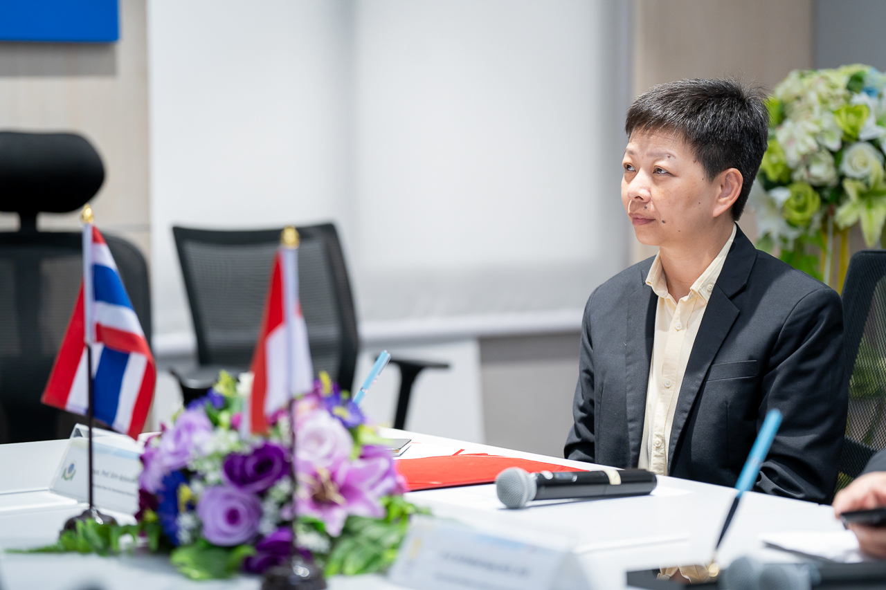 พิธีลงนามบันทึกข้อตกลงความร่วมมือ (MOU) กับ โรงพยาบาล Rumah Sakit Cipto Mangunkusumo (RSCM), Faculty of Medicine, Universitas Indonesia (FMUI) สาธารณรัฐอินโดนีเซีย พิธีลงนามบันทึกข้อตกลงความร่วมมือ (MOU) กับ โรงพยาบาล Rumah Sakit Cipto Mangunkusumo (RSCM), Faculty of Medicine, Universitas Indonesia (FMUI) สาธารณรัฐอินโดนีเซีย
