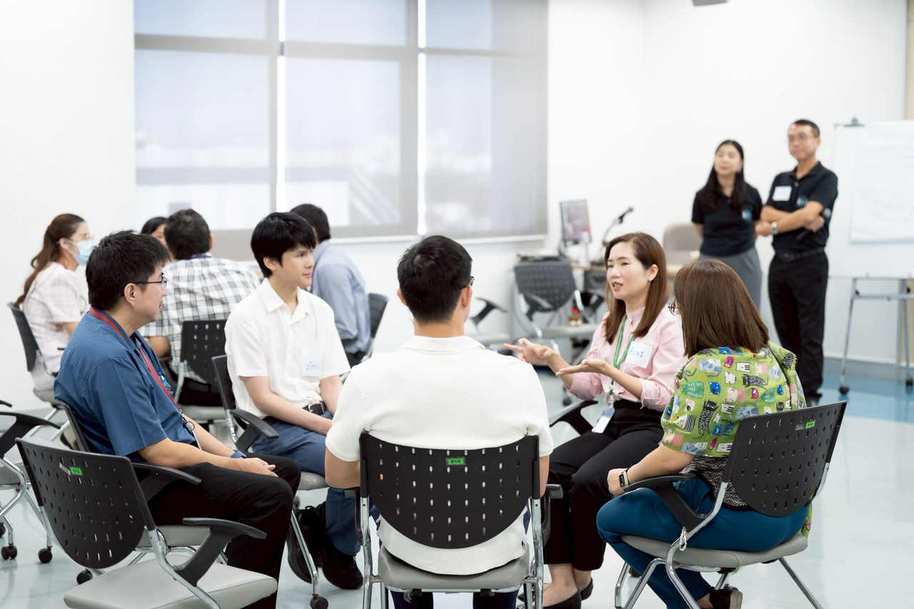 กิจกรรม Workshop “สื่อสารอย่างไร เข้าถึงใจศิษย์ (NonViolent Communication for Medical Teacher)” กิจกรรม Workshop “สื่อสารอย่างไร เข้าถึงใจศิษย์ (NonViolent Communication for Medical Teacher)”