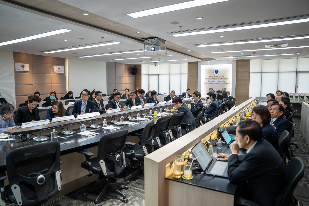 รามาธิบดีให้การต้อนรับนายกสภามหาวิทยาลัยมหิดล และคณะกรรมการสภาฯ ในการประชุม University Council Visit: 4 ครั้งที่ 7/2568 รามาธิบดีให้การต้อนรับนายกสภามหาวิทยาลัยมหิดล และคณะกรรมการสภาฯ ในการประชุม University Council Visit: 4 ครั้งที่ 7/2568