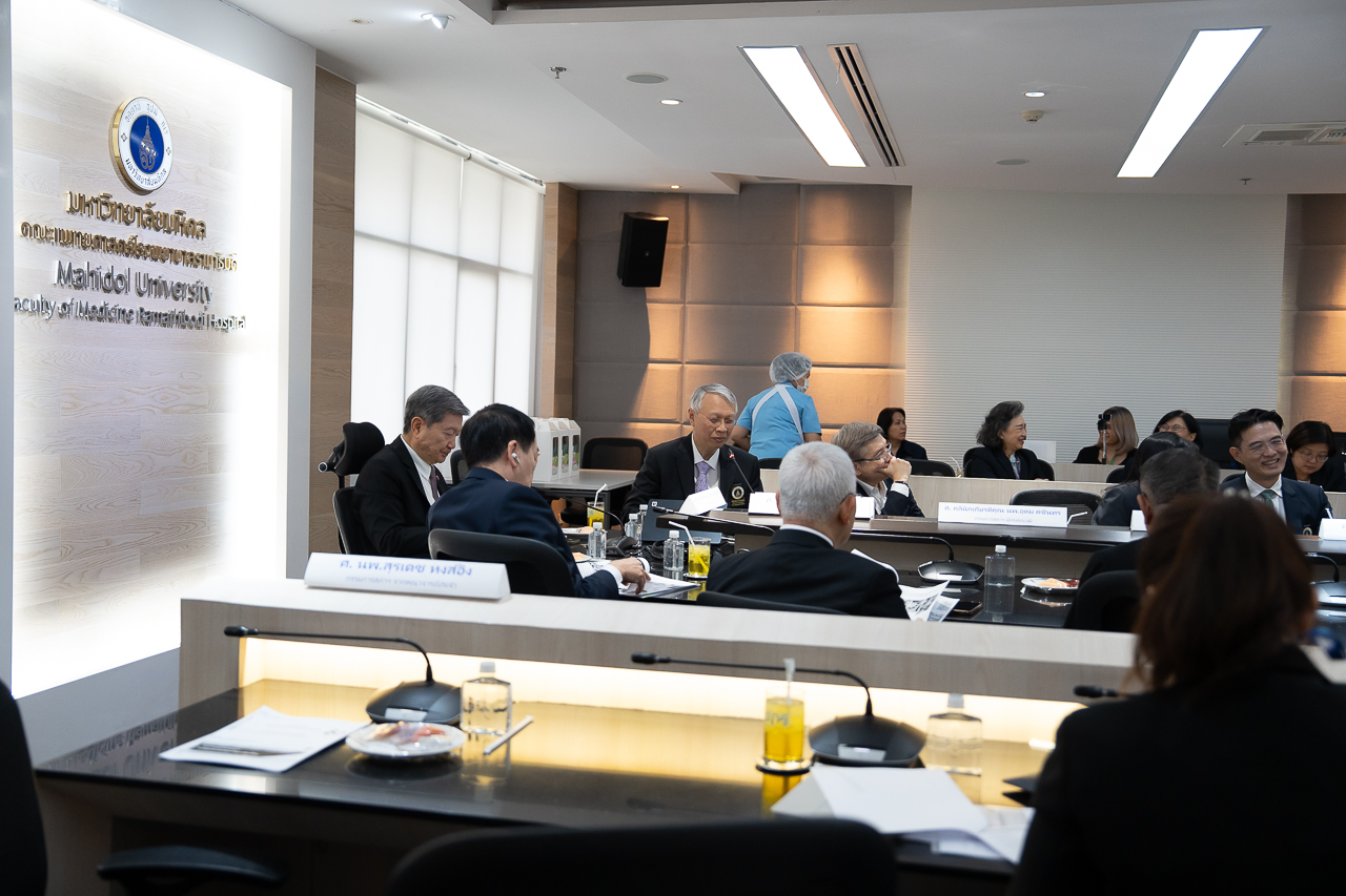 รามาธิบดีให้การต้อนรับนายกสภามหาวิทยาลัยมหิดล และคณะกรรมการสภาฯ ในการประชุม University Council Visit: 4 ครั้งที่ 7/2568 รามาธิบดีให้การต้อนรับนายกสภามหาวิทยาลัยมหิดล และคณะกรรมการสภาฯ ในการประชุม University Council Visit: 4 ครั้งที่ 7/2568
