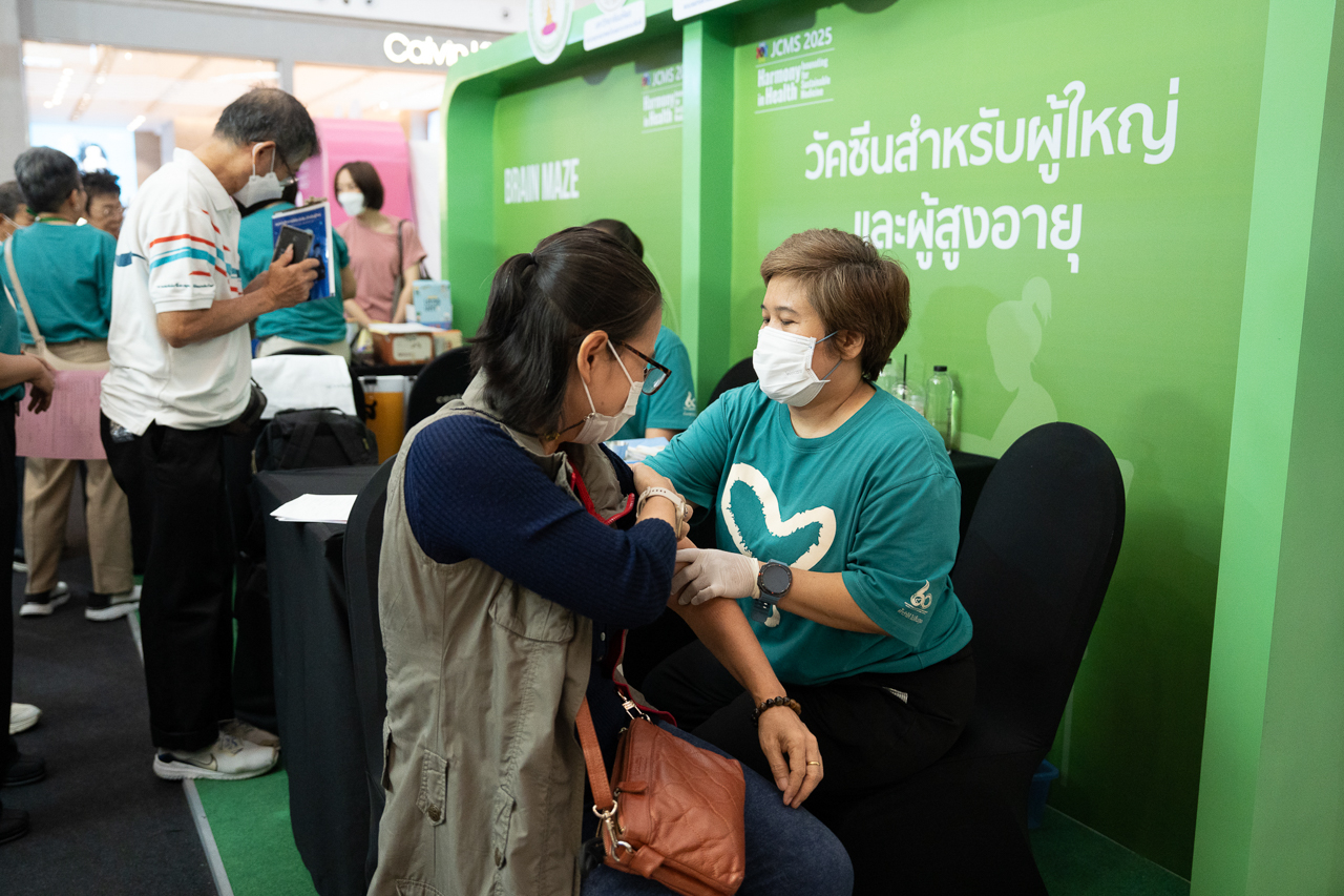 4 คณะแพทย์ใหญ่ของไทย ผนึกกำลัง จัดแถลงข่าว JCMS 2025 ครั้งที่ 2 พร้อมกิจกรรมภาคประชาชน ครั้งที่ 1 4 คณะแพทย์ใหญ่ของไทย ผนึกกำลัง จัดแถลงข่าว JCMS 2025 ครั้งที่ 2 พร้อมกิจกรรมภาคประชาชน ครั้งที่ 1