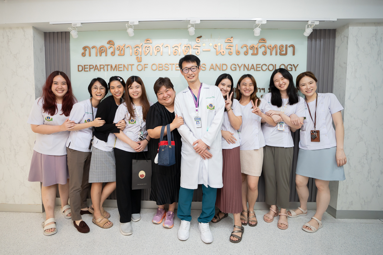 งานปัจฉิมนิเทศแพทย์ประจำบ้านและแพทย์ประจำบ้านอนุสาขาฯ ที่สำเร็จการฝึกอบรม ประจำปี 2567 ภาควิชาสูติศาสตร์-นรีเวชวิทยา งานปัจฉิมนิเทศแพทย์ประจำบ้านและแพทย์ประจำบ้านอนุสาขาฯ ที่สำเร็จการฝึกอบรม ประจำปี 2567 ภาควิชาสูติศาสตร์-นรีเวชวิทยา