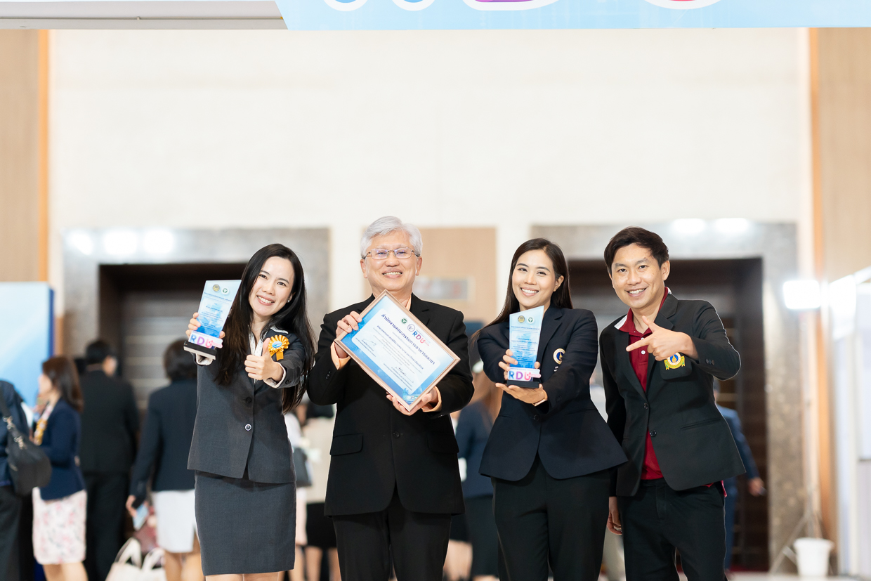 คณะแพทยศาสตร์โรงพยาบาลรามาธิบดี มหาวิทยาลัยมหิดล ได้รับรางวัลจากเวทีประชุมระดับชาติ ด้านการส่งเสริมการใช้ยาอย่างสมเหตุผล