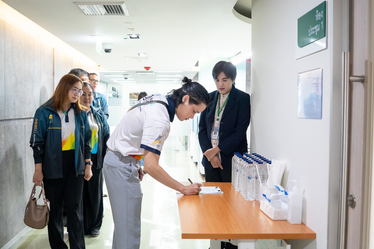 ฝ่ายสารสนเทศให้การต้อนรับคณะศึกษาดูงานจากมหาวิทยาลัยราชภัฏรำไพพรรณี ศึกษาดูงานด้านการบริหารจัดการข้อมูลแบบ Single Data/One Data