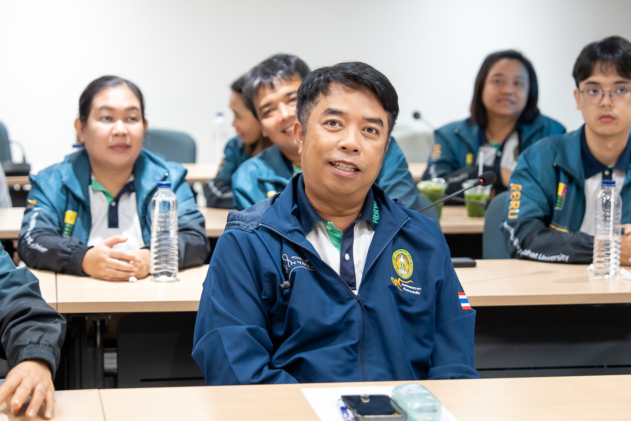 ฝ่ายสารสนเทศให้การต้อนรับคณะศึกษาดูงานจากมหาวิทยาลัยราชภัฏรำไพพรรณี ศึกษาดูงานด้านการบริหารจัดการข้อมูลแบบ Single Data/One Data