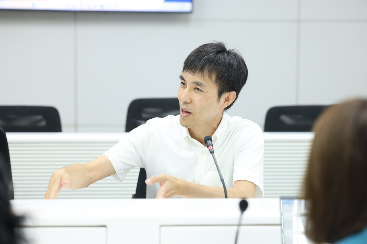 คณะผู้บริหาร และคณาจารย์ โรงเรียนพยาบาลรามาธิบดี ร่วมให้การต้อนรับ คณะผู้บริหาร จาก Graduate School of Medicine, The University of Osaka และ Osaka Institute of Public Health ประเทศญี่ปุ่น คณะผู้บริหาร และคณาจารย์ โรงเรียนพยาบาลรามาธิบดี ร่วมให้การต้อนรับ คณะผู้บริหาร จาก Graduate School of Medicine, The University of Osaka และ Osaka Institute of Public Health ประเทศญี่ปุ่น