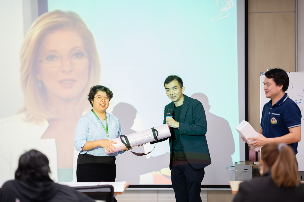 การอบรม “คิดให้ต่าง ทำให้ว้าว ด้วย AI และ CREATIVITY” การอบรม “คิดให้ต่าง ทำให้ว้าว ด้วย AI และ CREATIVITY”