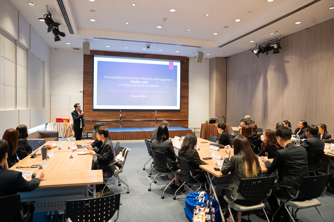 พิธีปิดการอบรมหลักสูตร “โครงการพัฒนาศักยภาพผู้นำ ภายในคณะแพทยศาสตร์โรงพยาบาลรามาธิบดี” รุ่นที่ 5 ประจำปี 2568 พิธีปิดการอบรมหลักสูตร “โครงการพัฒนาศักยภาพผู้นำ ภายในคณะแพทยศาสตร์โรงพยาบาลรามาธิบดี” รุ่นที่ 5 ประจำปี 2568”