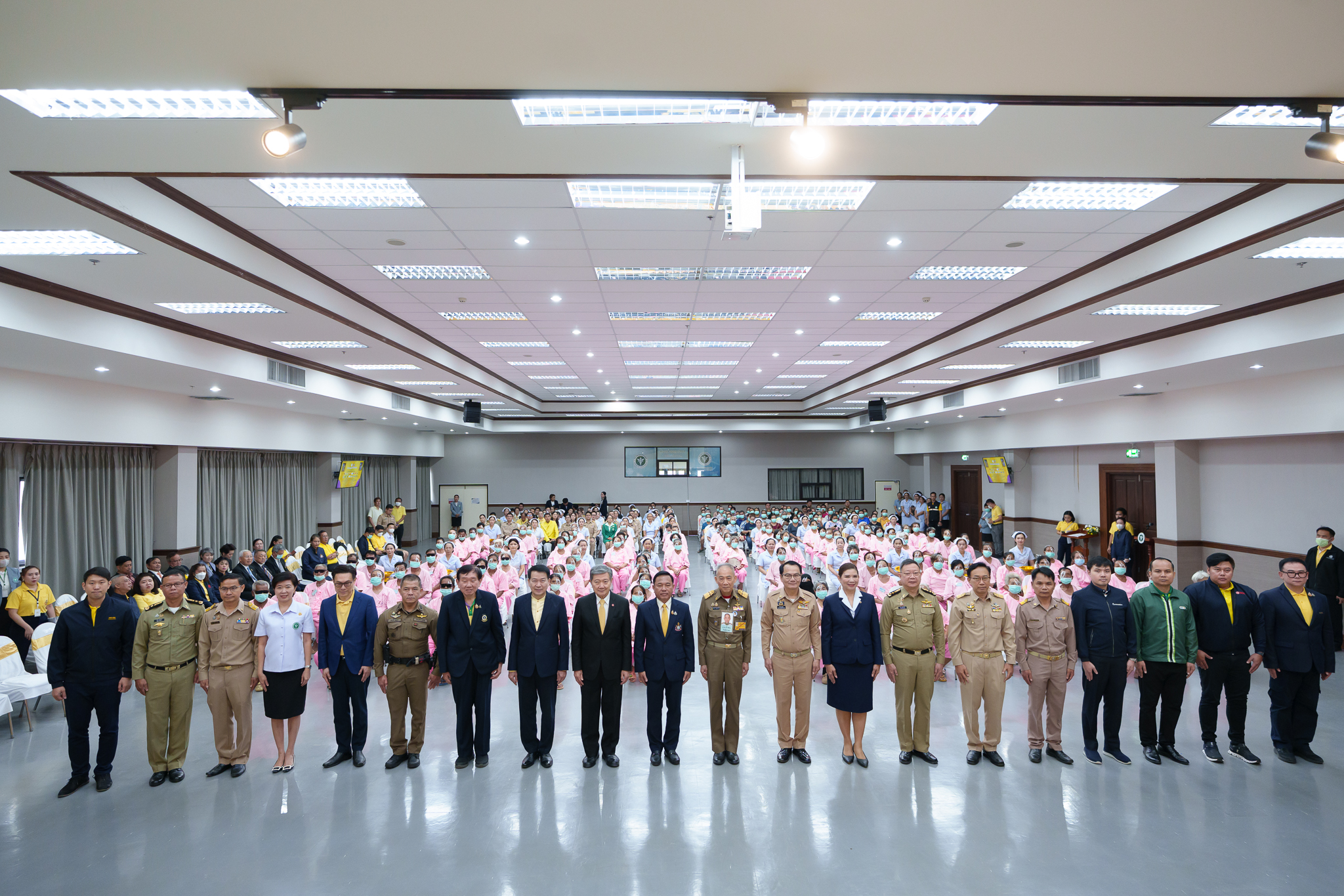 โครงการ “ราษฎรสุขใจ พลานามัยสมบูรณ์ แพทย์พระราชทาน” ณ โรงพยาบาลอำนาจเจริญ และเรือนจำอำนาจเจริญ จังหวัดอำนาจเจริญ โครงการ “ราษฎรสุขใจ พลานามัยสมบูรณ์ แพทย์พระราชทาน” ณ โรงพยาบาลอำนาจเจริญ และเรือนจำอำนาจเจริญ จังหวัดอำนาจเจริญ