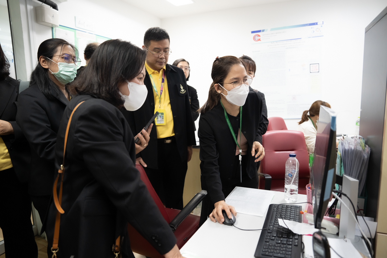 สำนักอนามัย ศึกษาดูงานระบบ IT ทางการแพทย์ โรงพยาบาลรามาธิบดี สำนักอนามัย ศึกษาดูงานระบบ IT ทางการแพทย์ โรงพยาบาลรามาธิบดี