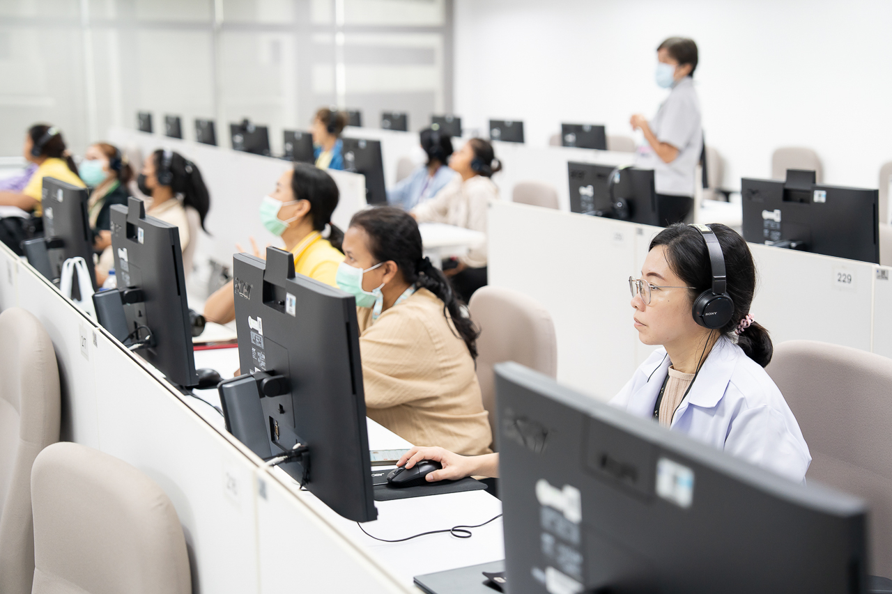 โครงการอบรม “การผลิตสื่อการเรียนรู้ด้วยโปรแกรม Adobe Premiere Pro & Camtasia” สำหรับบุคลากร โครงการอบรม “การผลิตสื่อการเรียนรู้ด้วยโปรแกรม Adobe Premiere Pro & Camtasia” สำหรับบุคลากร