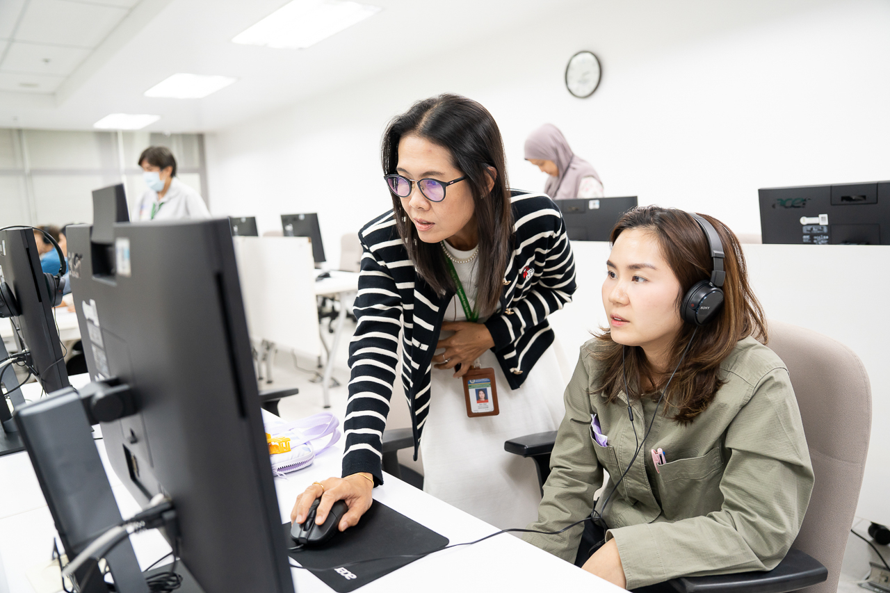 โครงการอบรม “การผลิตสื่อการเรียนรู้ด้วยโปรแกรม Adobe Premiere Pro & Camtasia” สำหรับบุคลากร โครงการอบรม “การผลิตสื่อการเรียนรู้ด้วยโปรแกรม Adobe Premiere Pro & Camtasia” สำหรับบุคลากร